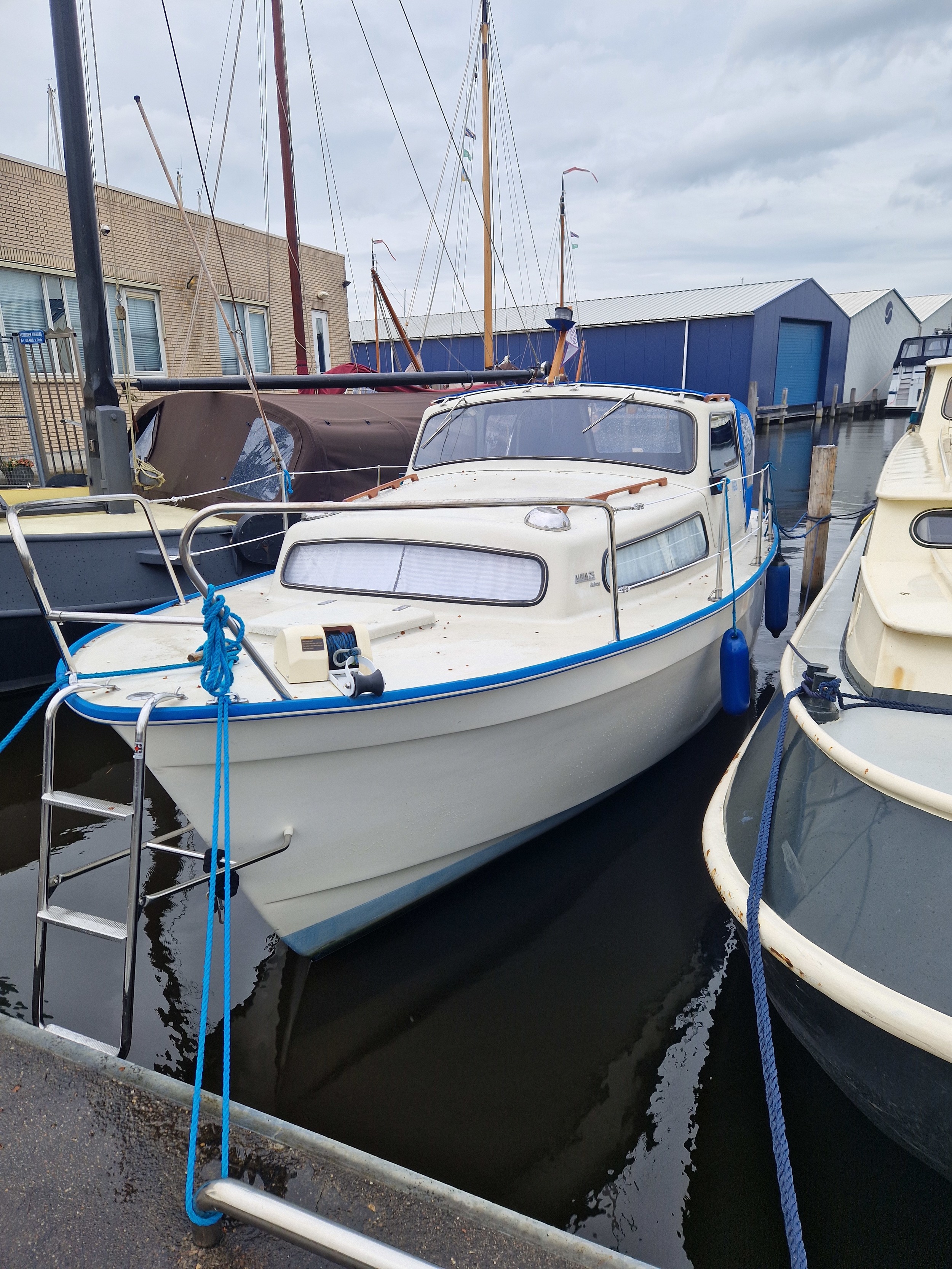 foto: 15 Albin 25 AK De Luxe