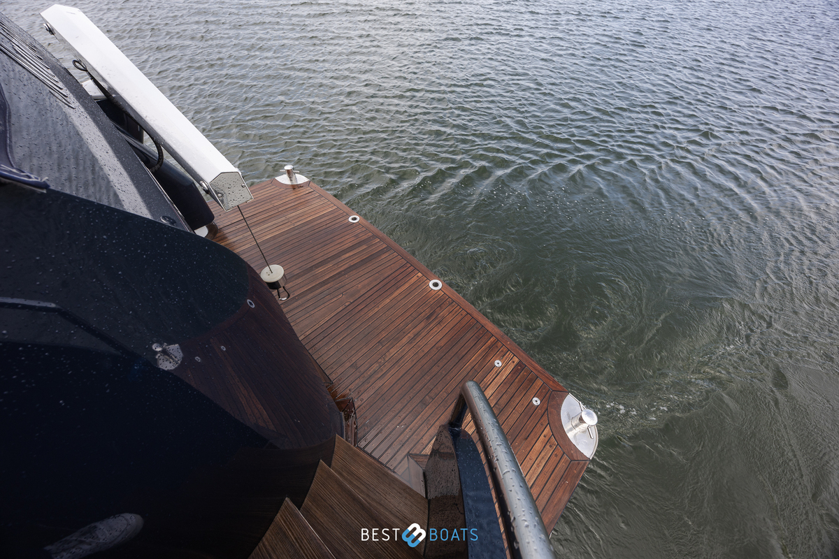 foto: 43 Wim van der Valk Continental 1700