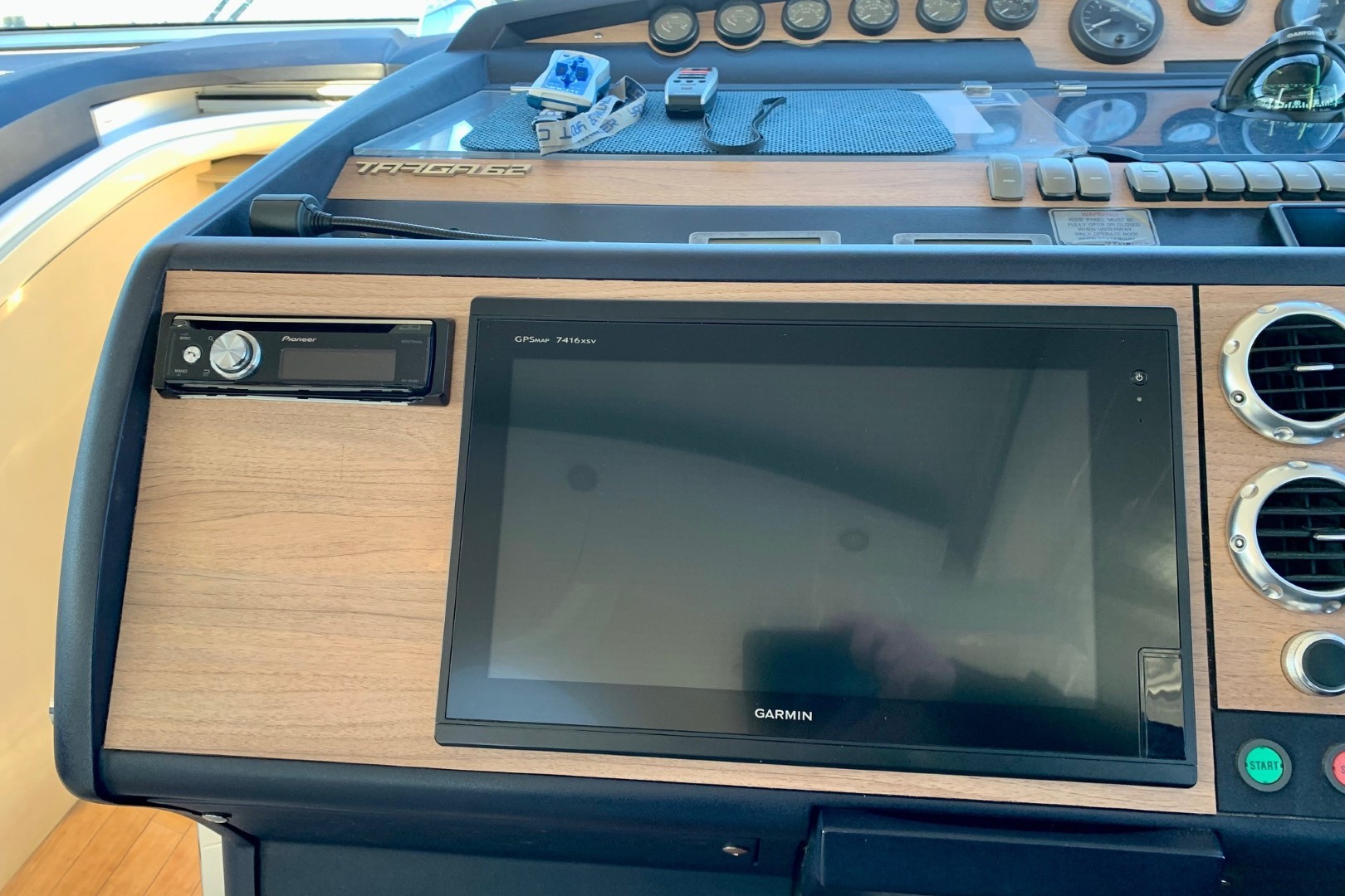 foto: 13 Fairline  Targa 62