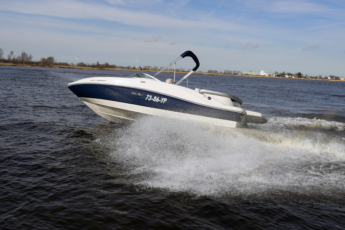 foto: 29 Sea Ray 185 Sport