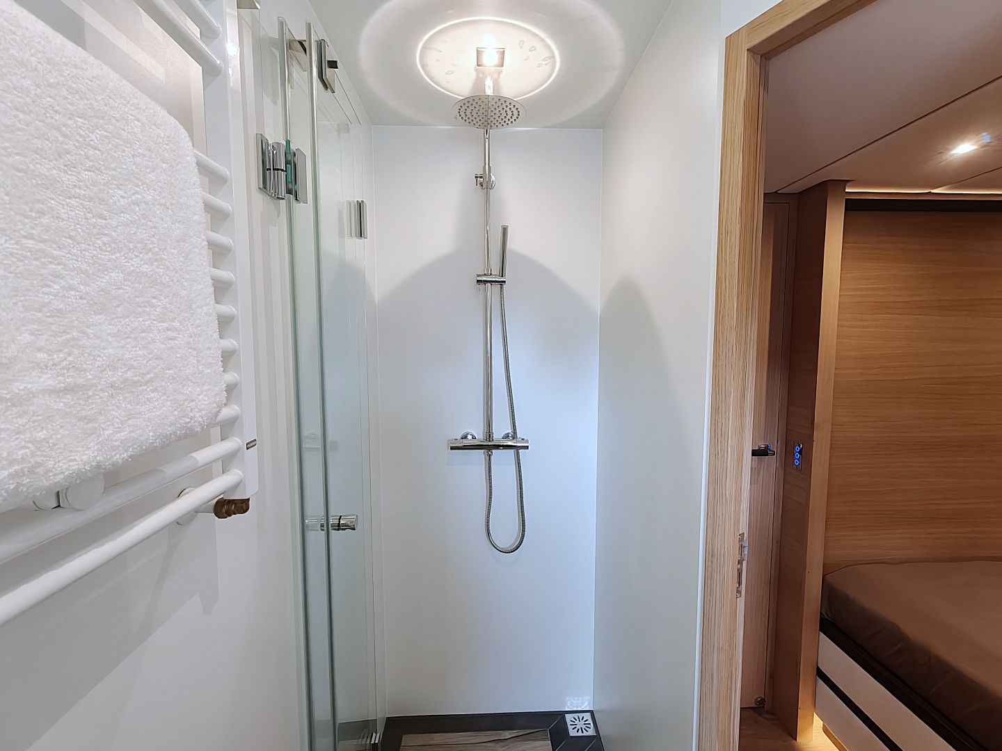 foto: 58 De Alm Grand Voyager 65