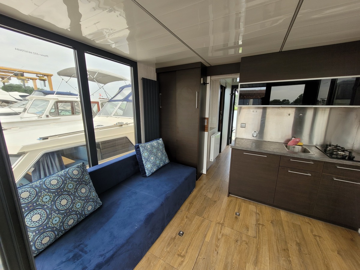 foto: 21 Campi 320 LR