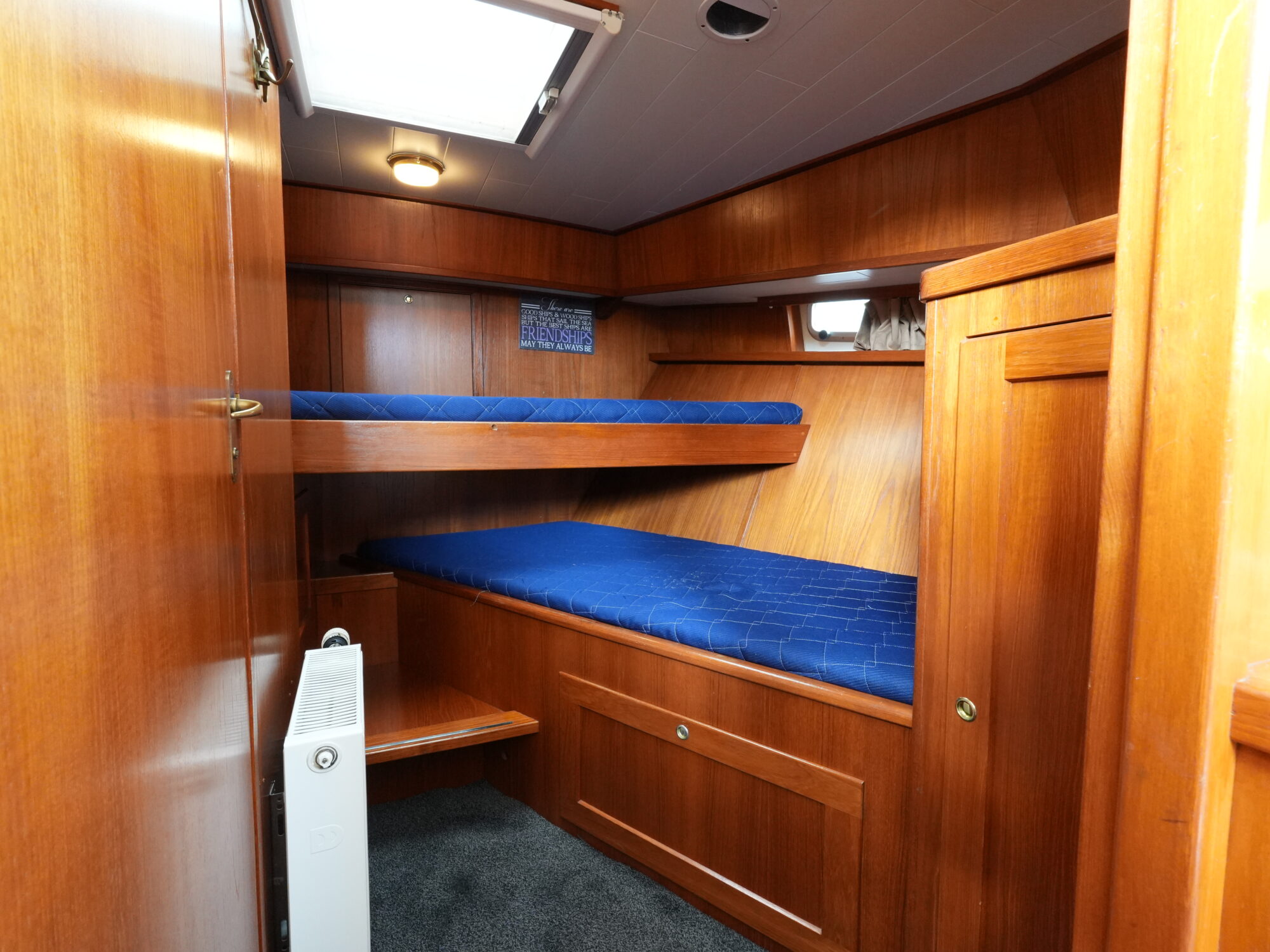 foto: 43 Macheta Macheta 1200 Classic