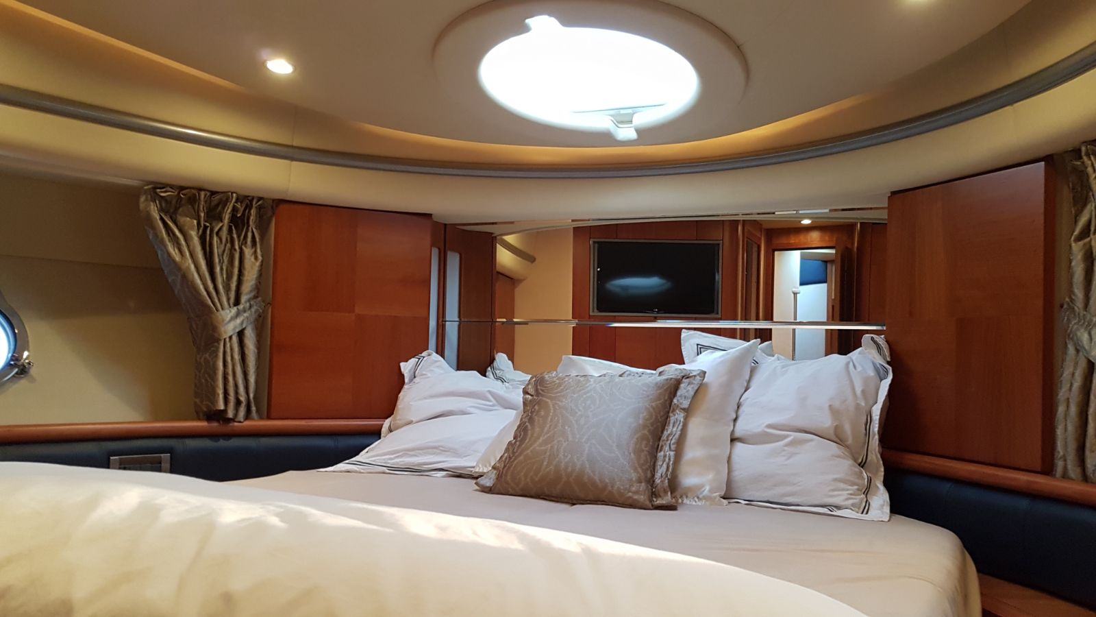 foto: 19 Azimut 50 fly