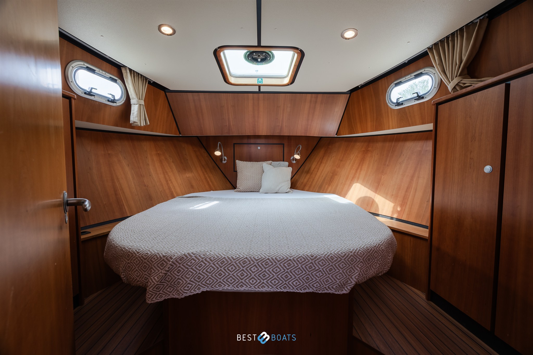 foto: 29 Linssen Grand Sturdy 25.9 SCF