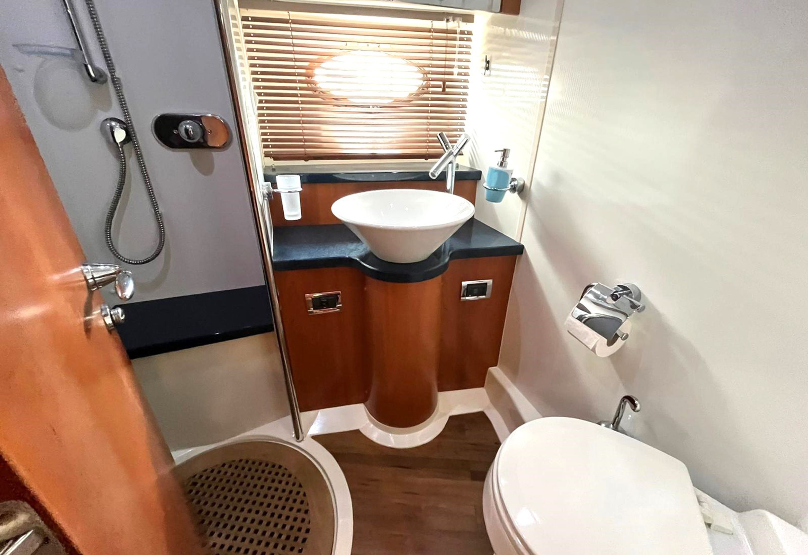 foto: 17 Sunseeker Manhatten 50