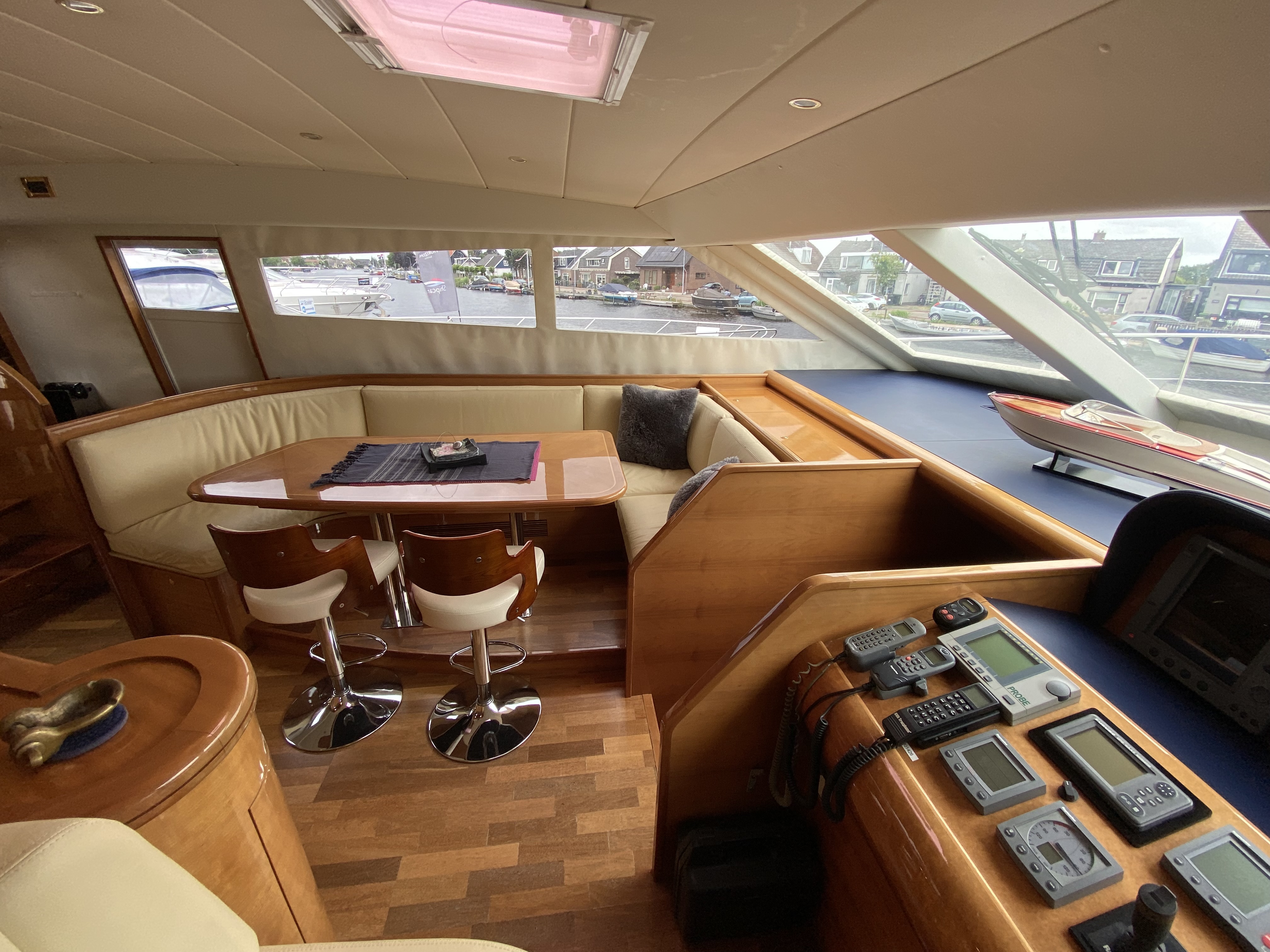 foto: 28 Guy Couach 2200