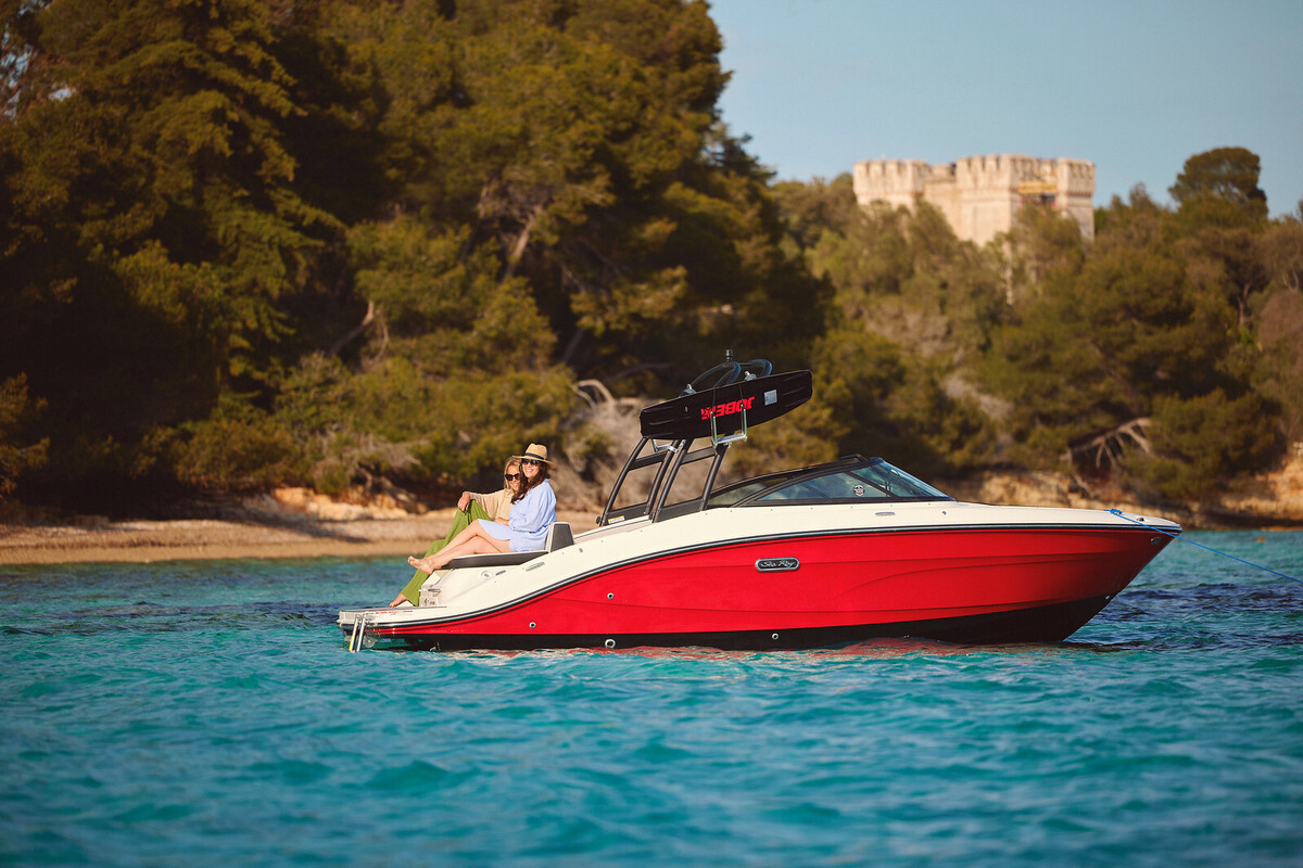 foto: 24 Sea Ray SPX 210 New Model 2025