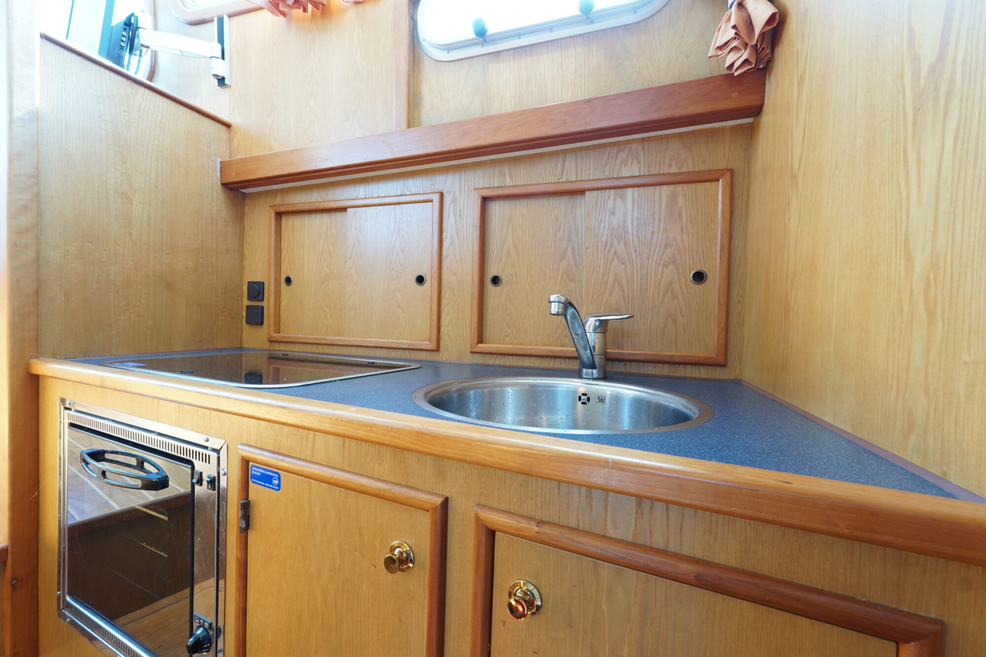 foto: 54 Mooie Nel Mooie Nel 9.50 OK