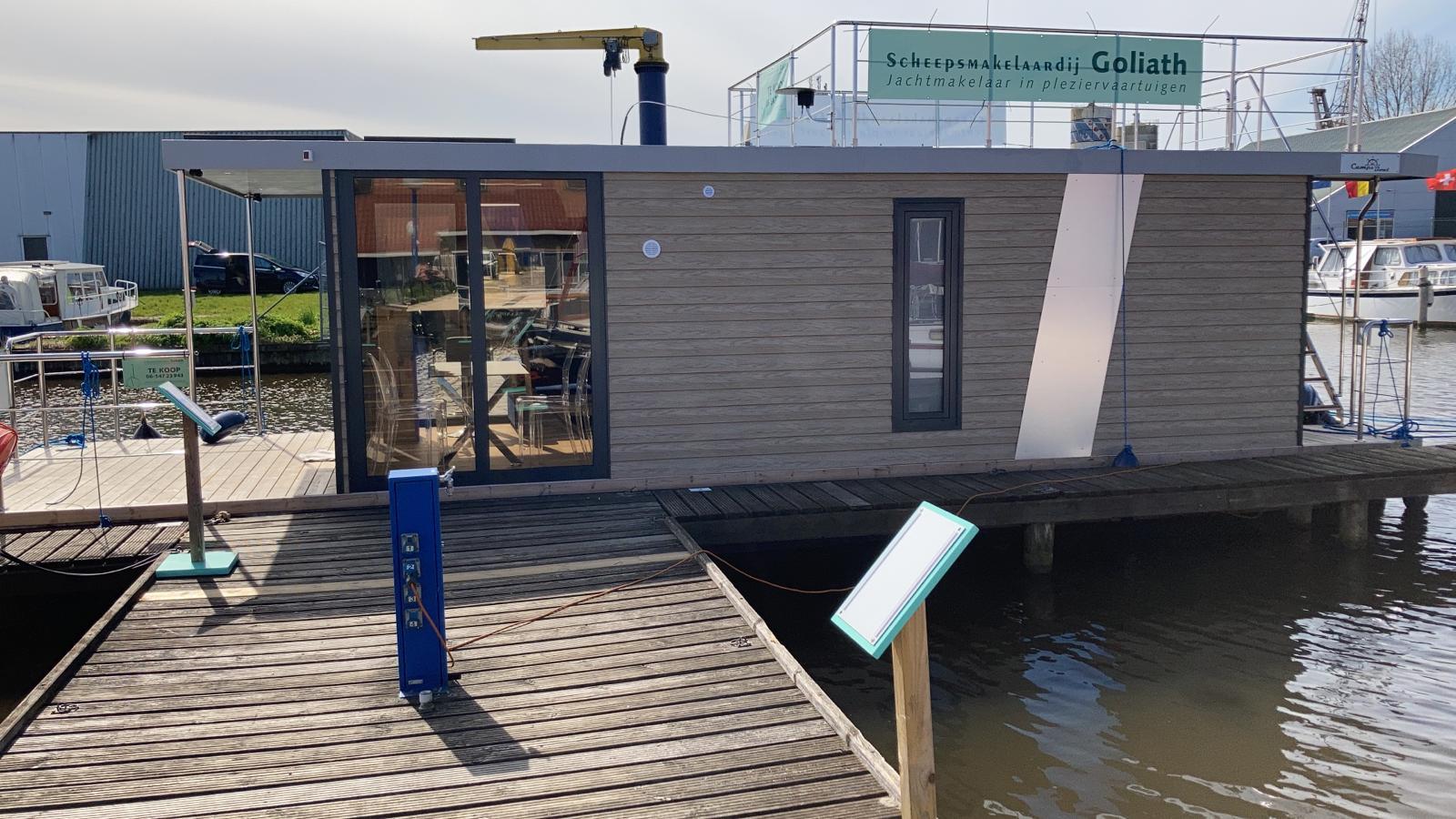 foto: 36 Campi 340 Houseboat