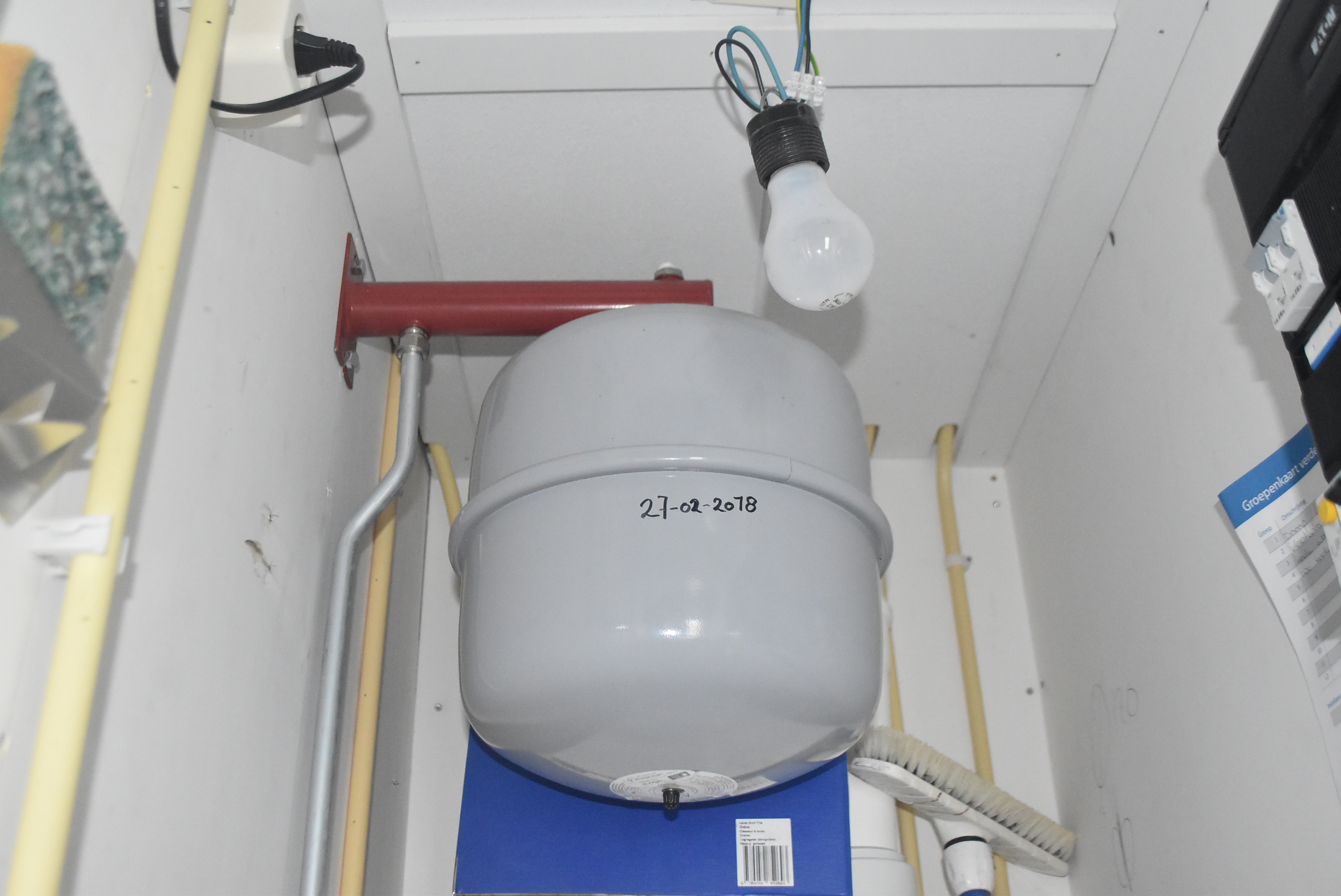 foto: 24 Aquavive Houseboat 1500 Met Vaste Overneembare Ligplaats In Warns