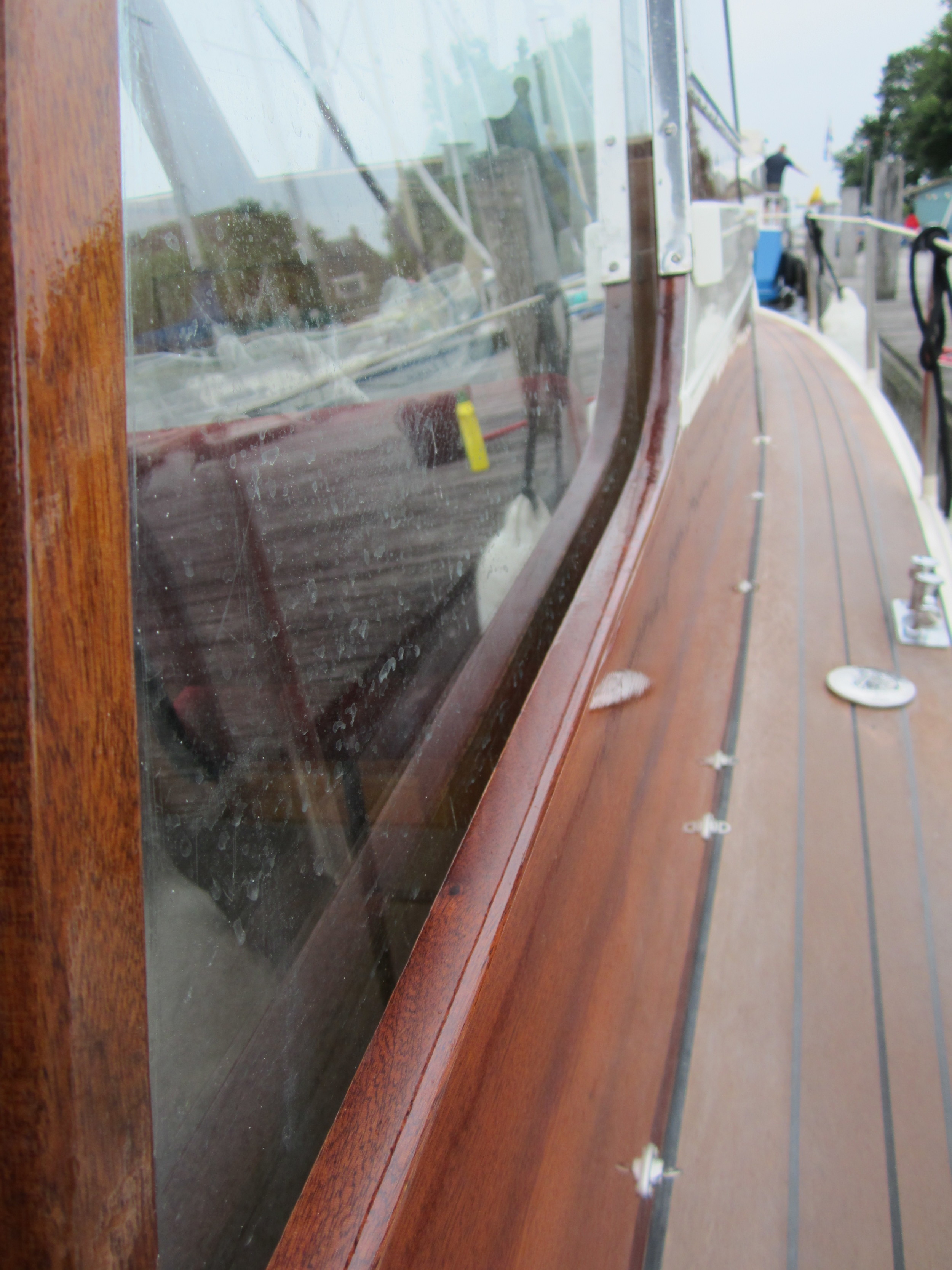 foto: 53 Super Favorite 860 OK