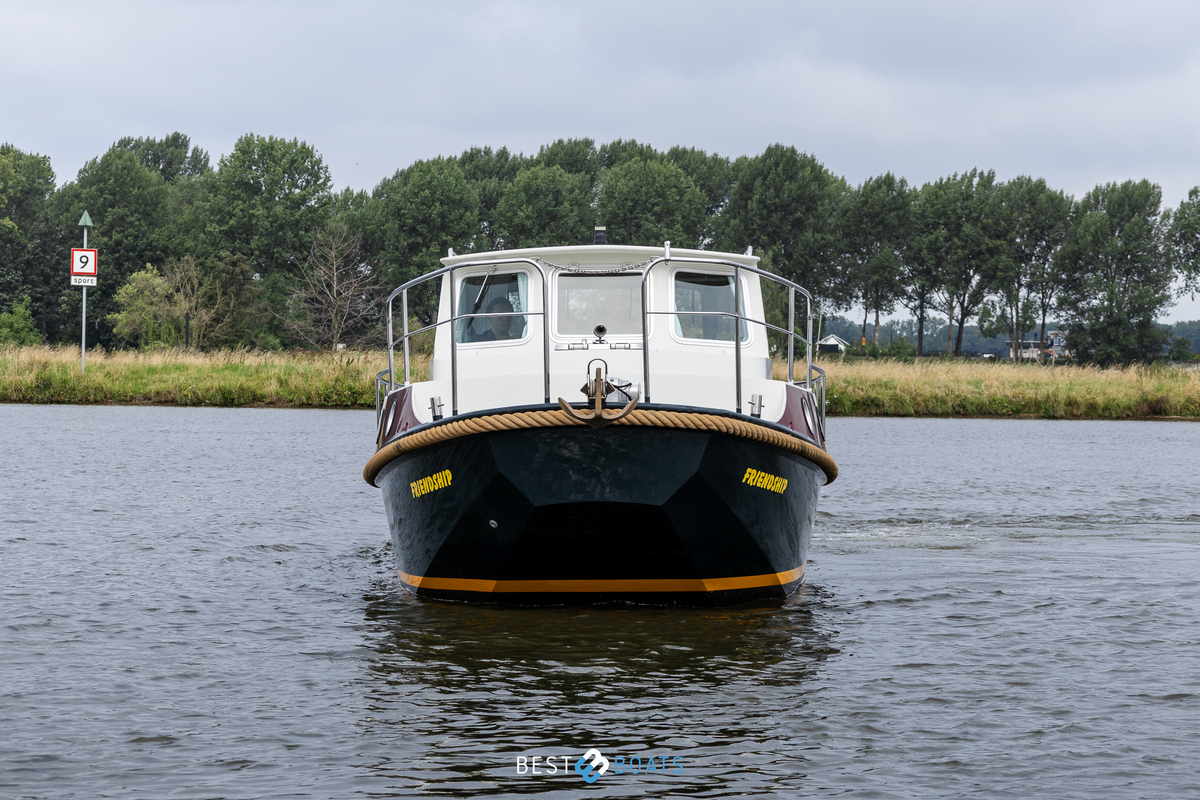 foto: 22 Linssen  Dutch Sturdy 260 OC