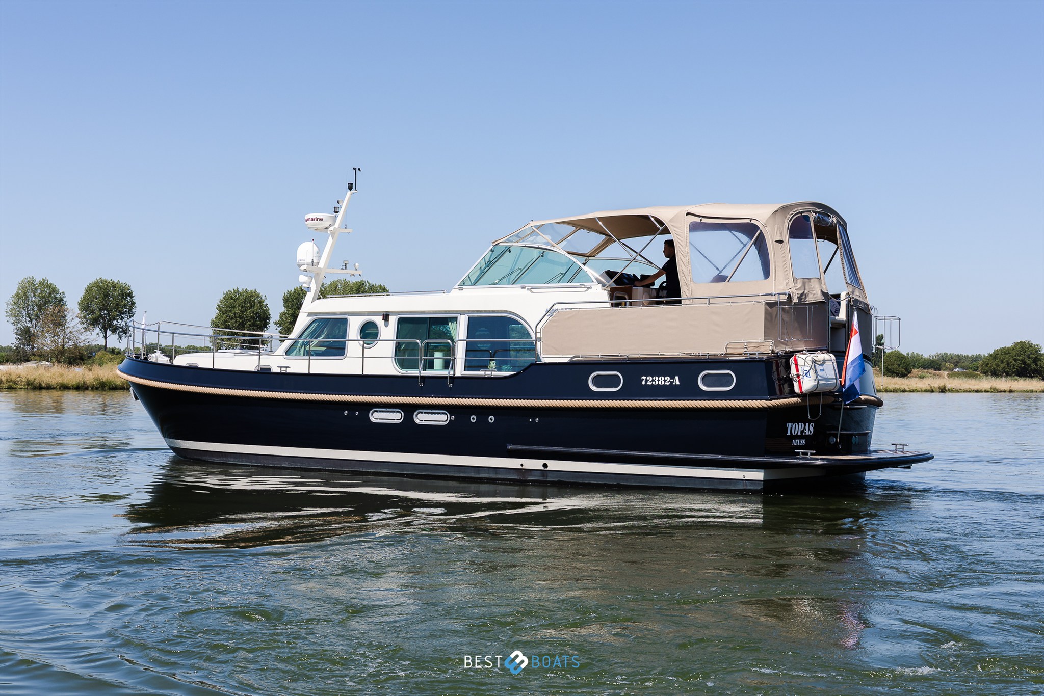 foto: 28 Linssen Grand Sturdy 45.9 AC