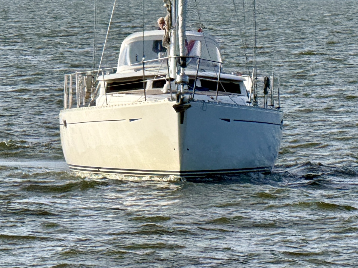 foto: 32 Oyster 45 Deck Saloon
