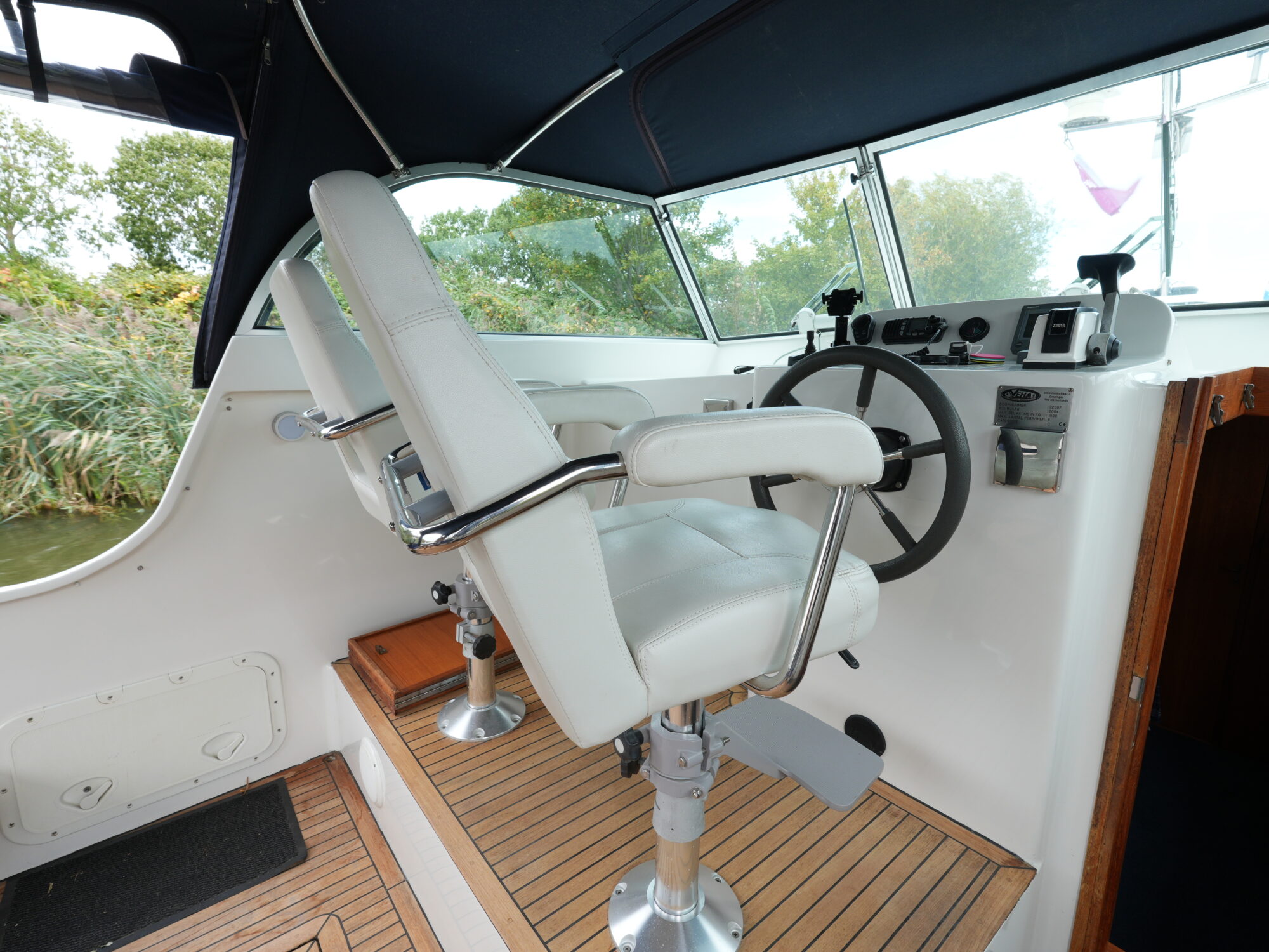 foto: 32 Veha Veha 10.20 OK Cabrio