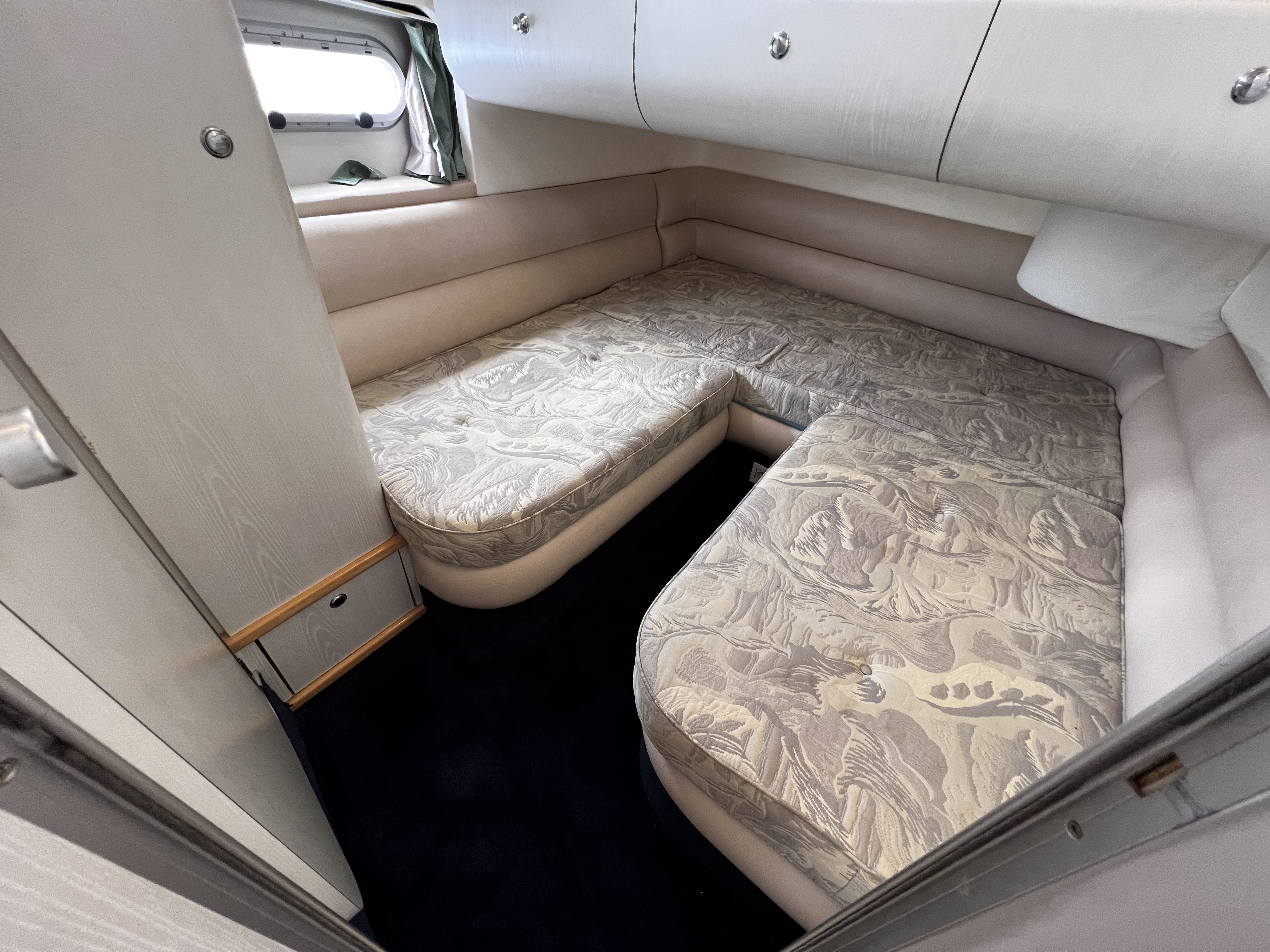 foto: 29 Sealine 420 Statesman