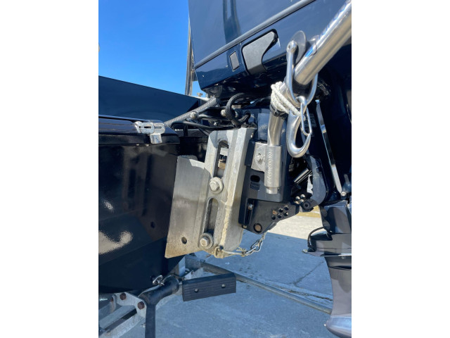 foto: 19 Roughneck  808 Powerlift