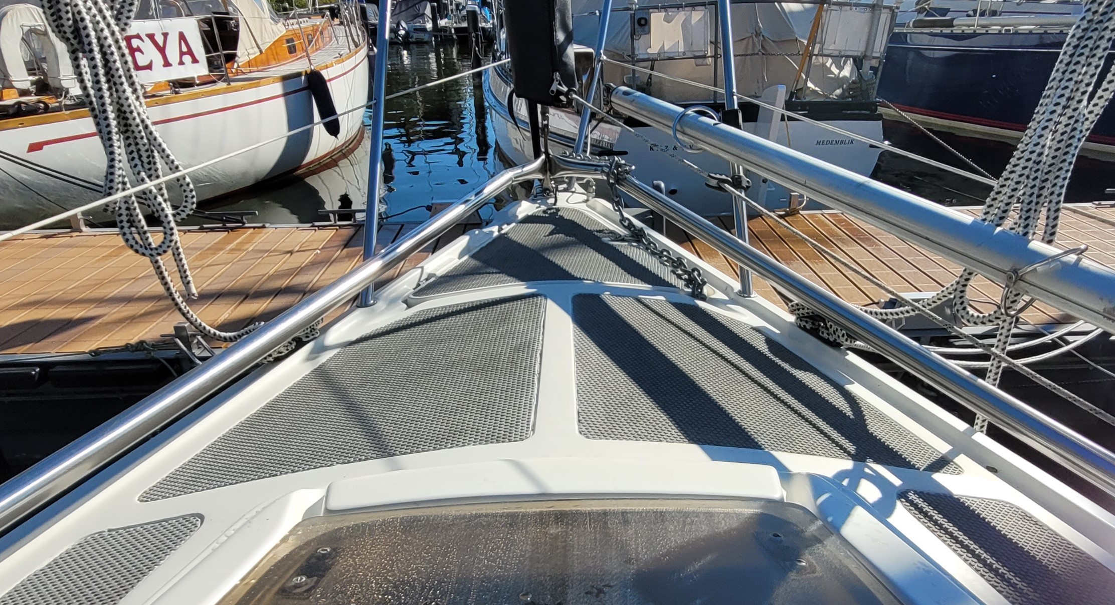 foto: 32 Bavaria 890