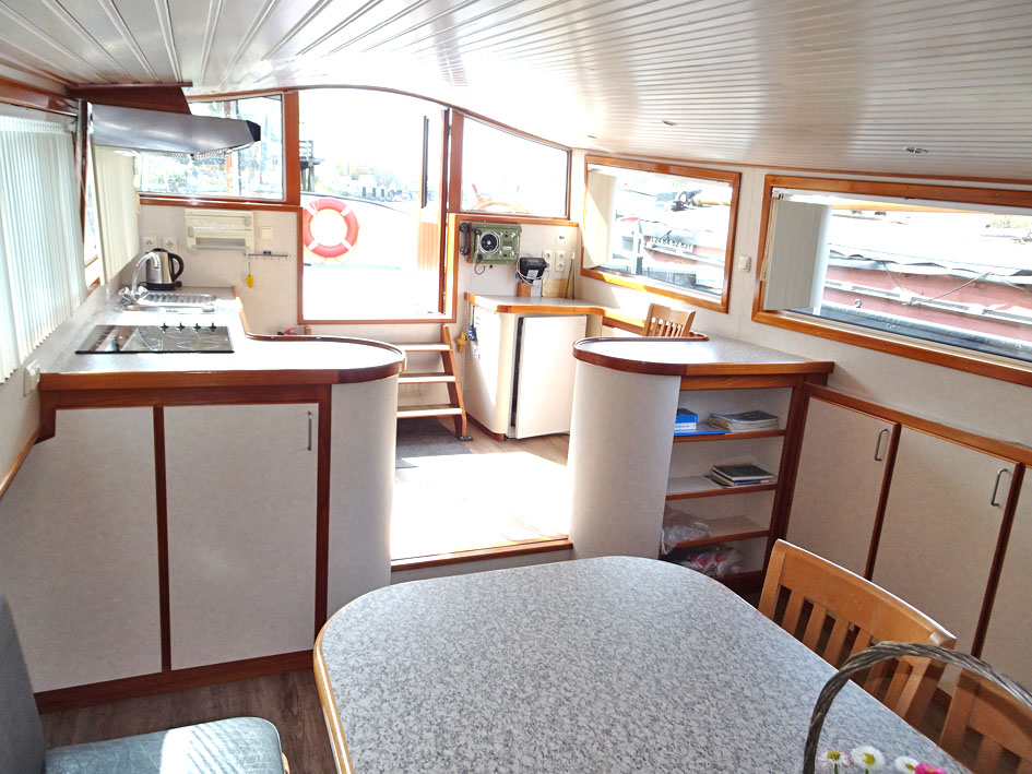 foto: 93 Motortjalk 21.40, met UBC