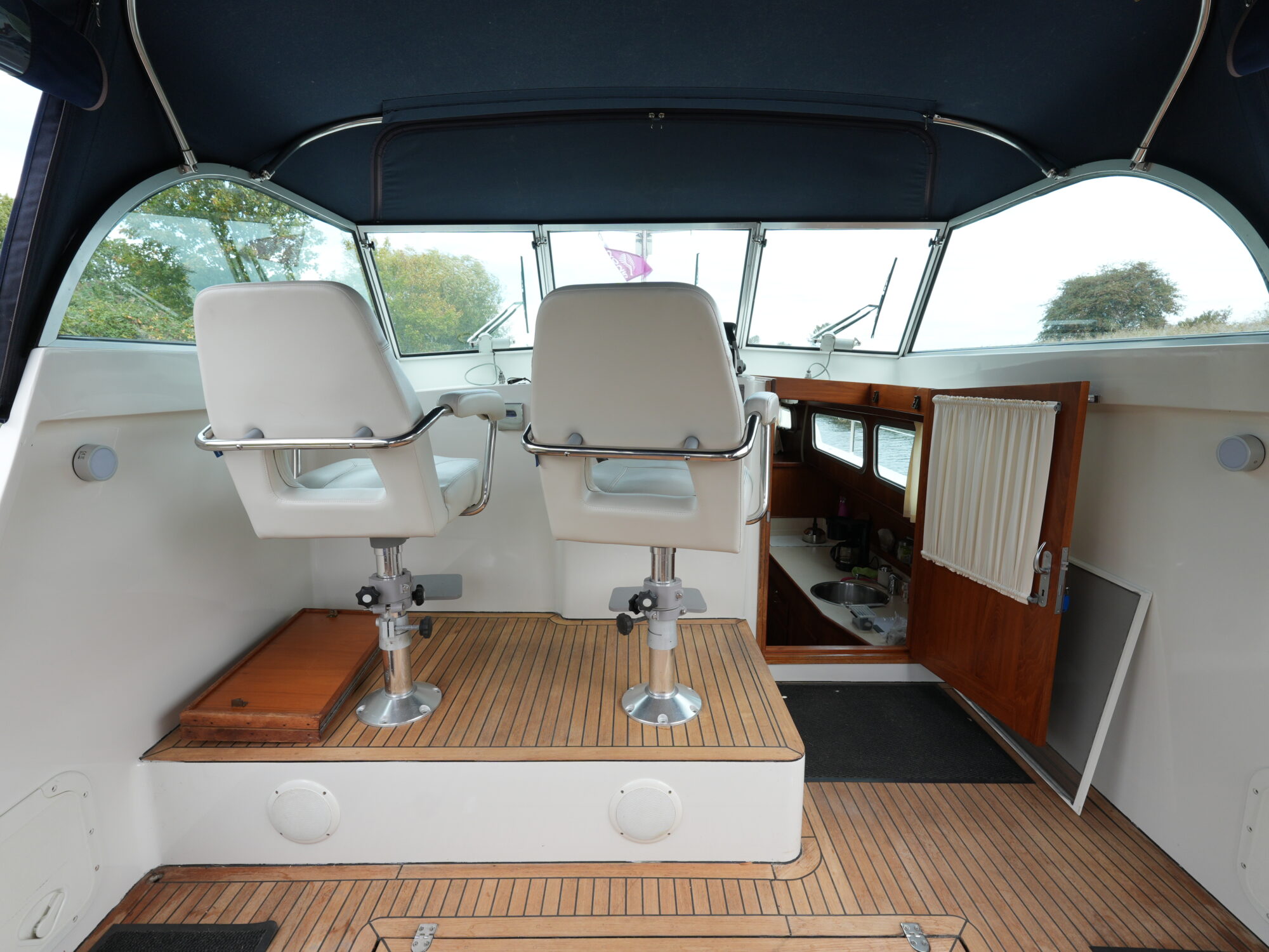 foto: 34 Veha Veha 10.20 OK Cabrio