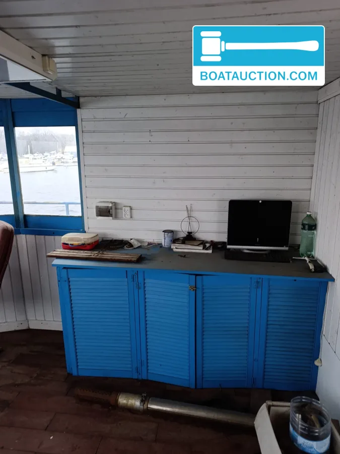 foto: 12 Trawler 1500