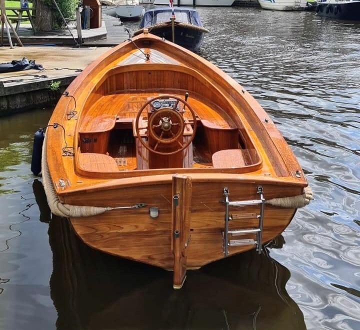foto: 5 Royal Sloep 7.20