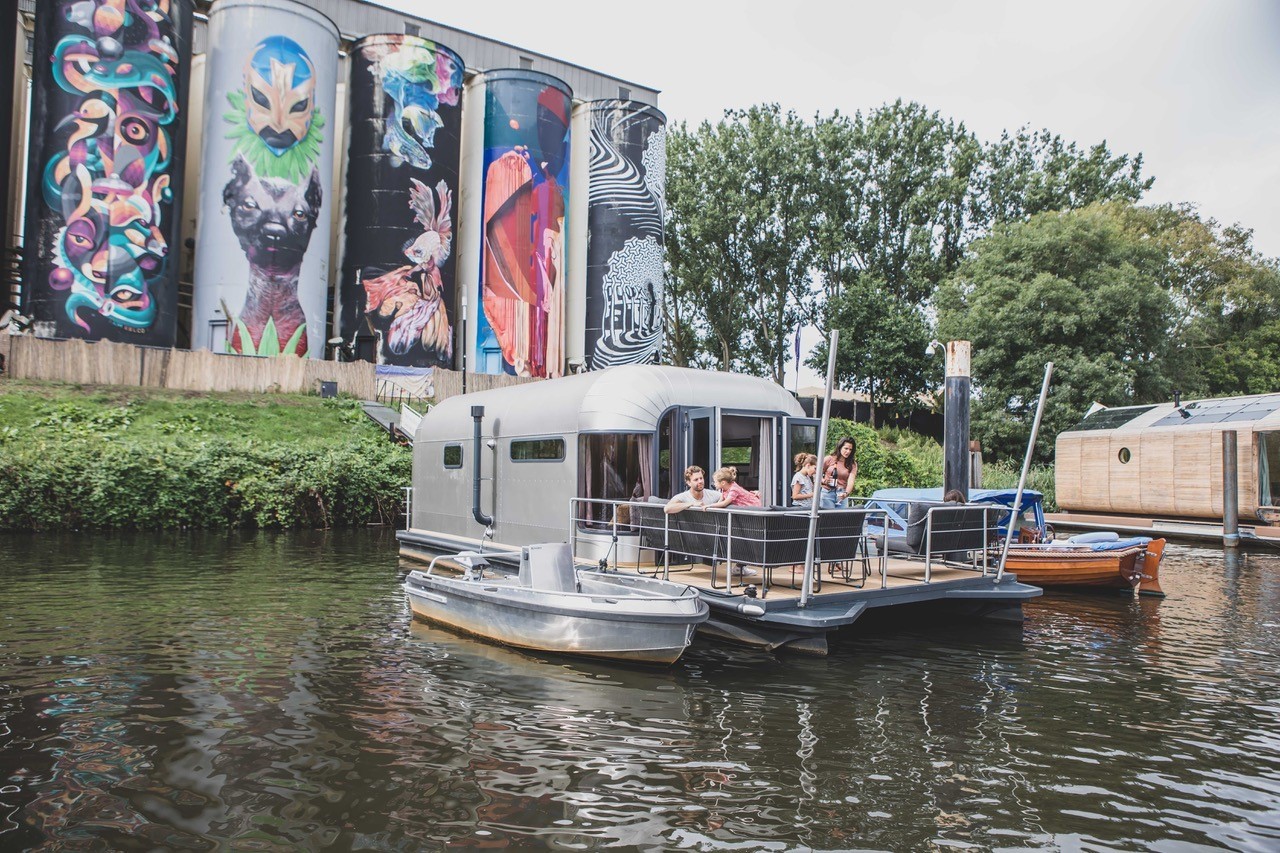 foto: 18 The Coon 1000 Houseboat