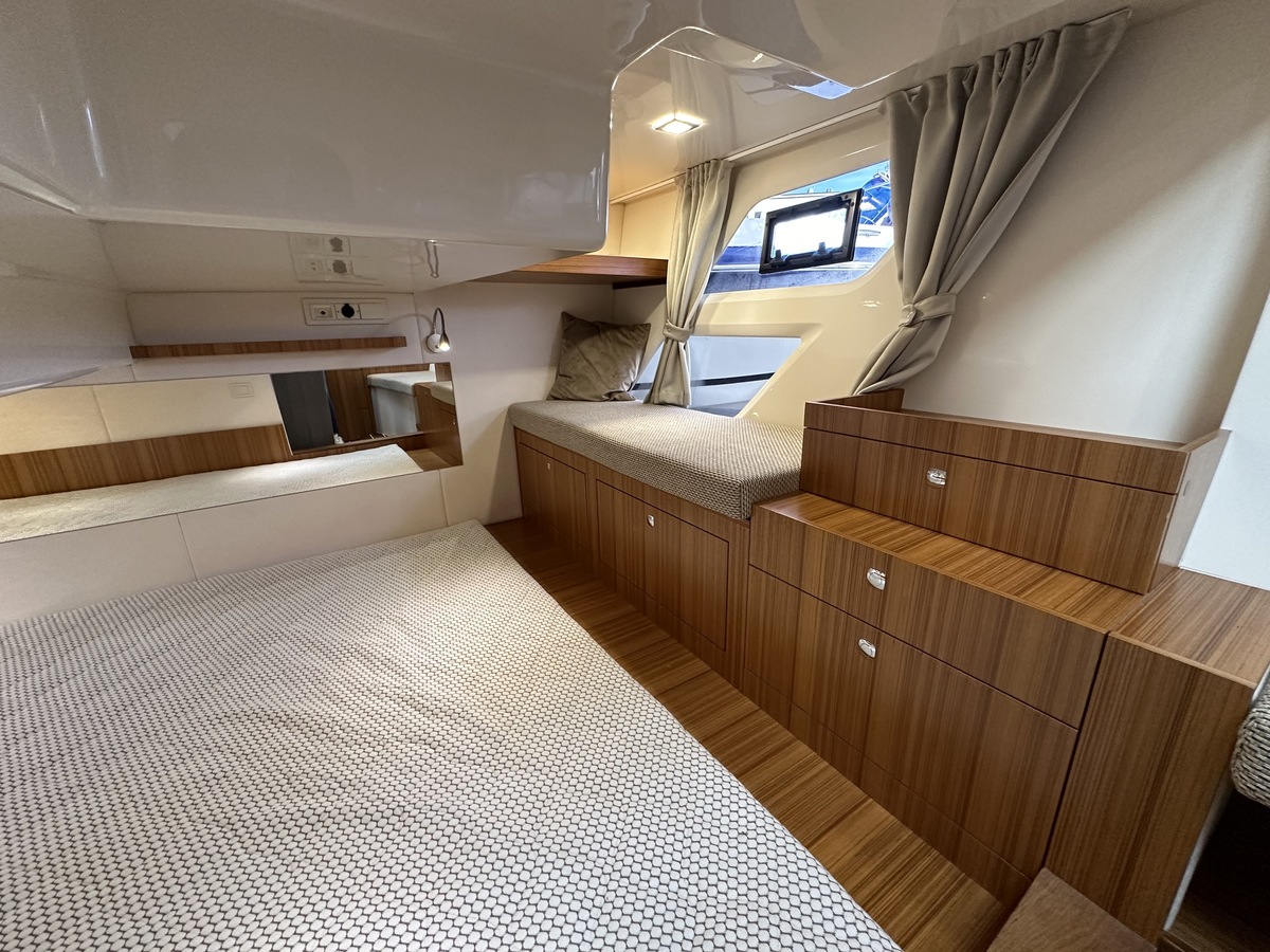foto: 37 Marex 375