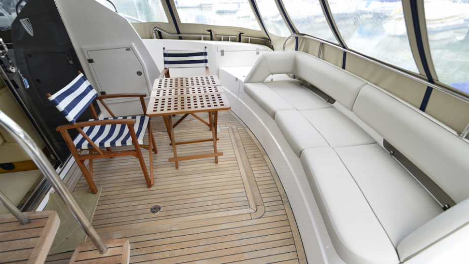 foto: 24 Fairline Phantom 48