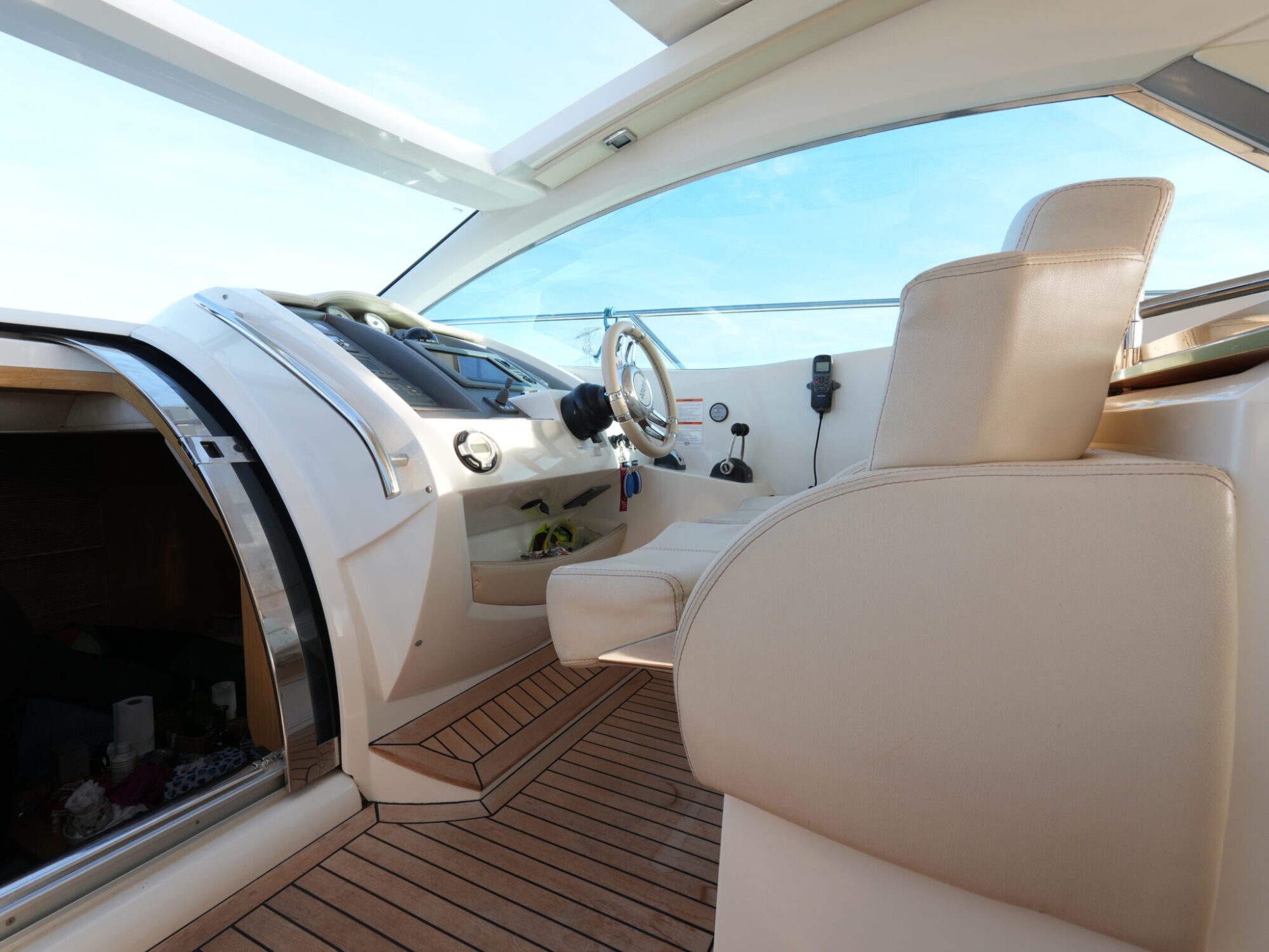 foto: 132 Sessa Sessa C46 HT IPS