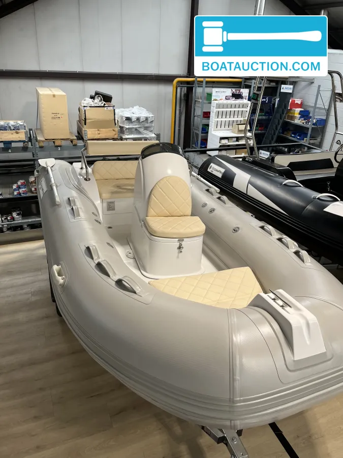 foto: 8 Ocean Pro 390