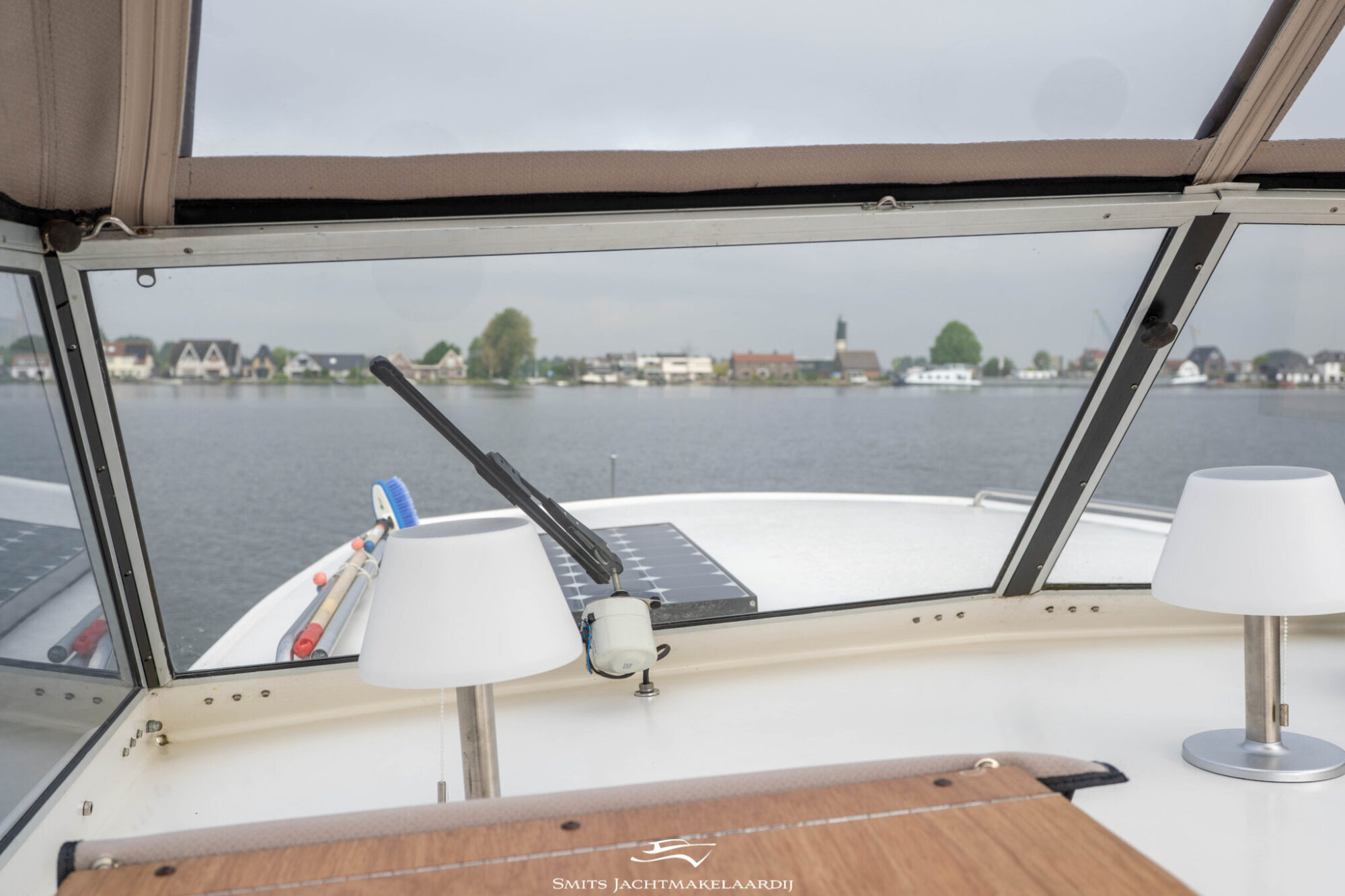 foto: 43 Bege Bege 9.50 AK Cabrio