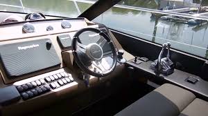 foto: 13 Prestige 550