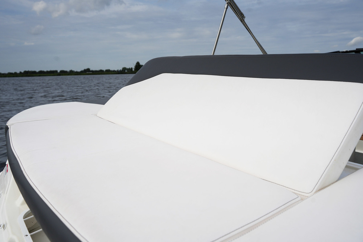 foto: 42 Sea Ray  SPX 230