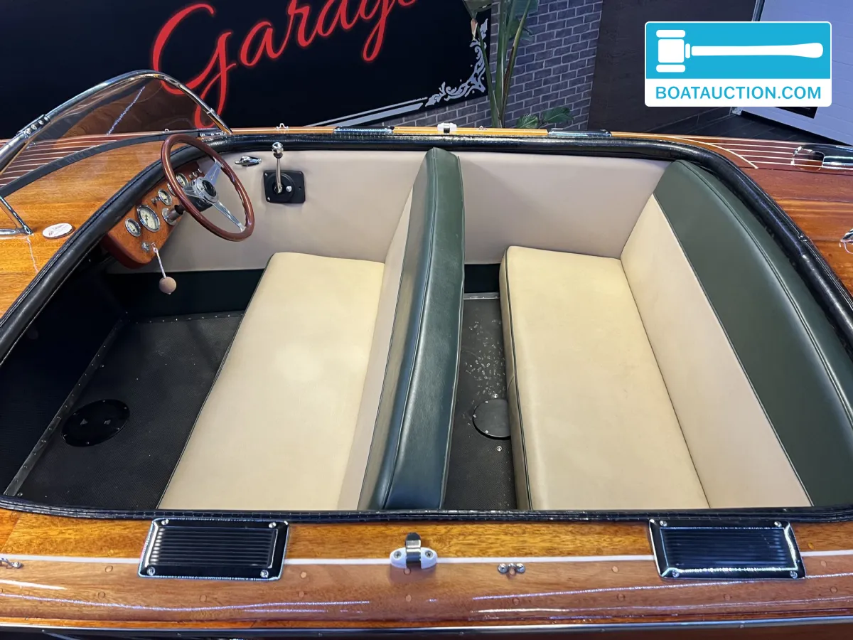 foto: 36 Chris Craft Capri 19