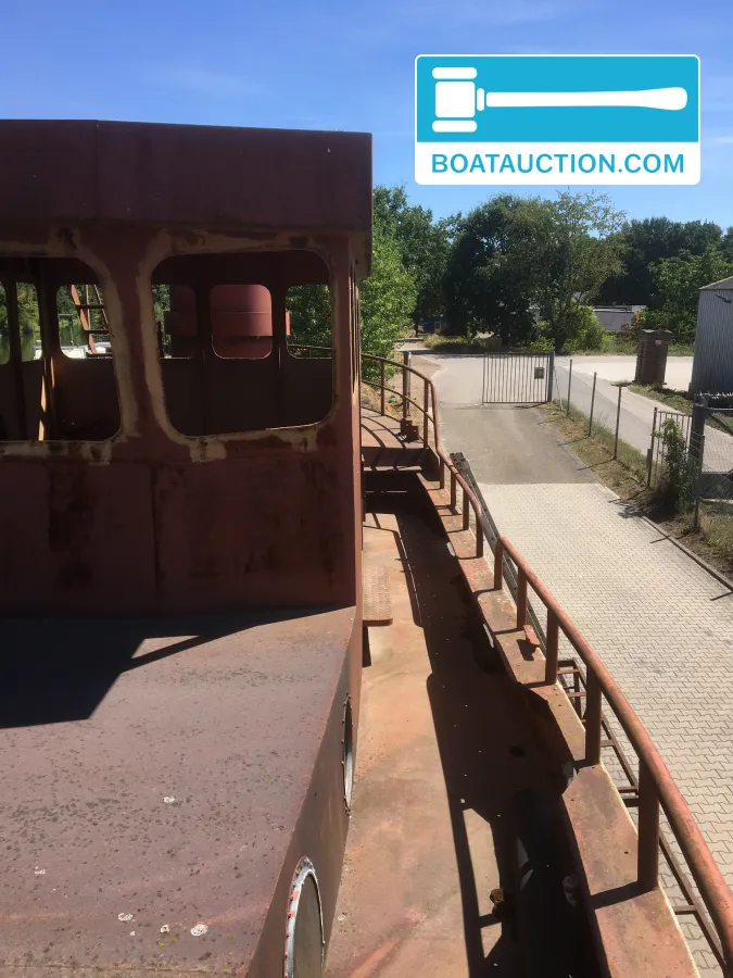 foto: 15 Sleepboot 1500