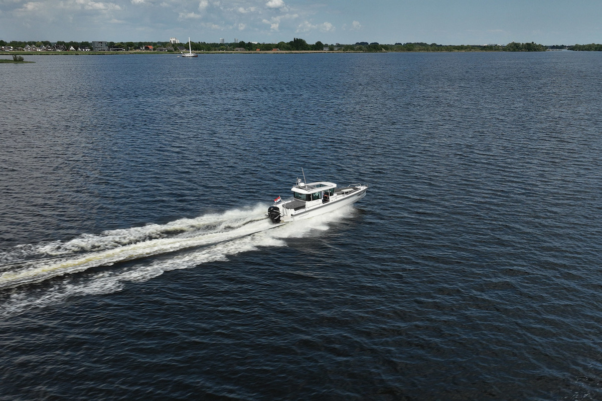 foto: 49 Axopar 28 Cabin