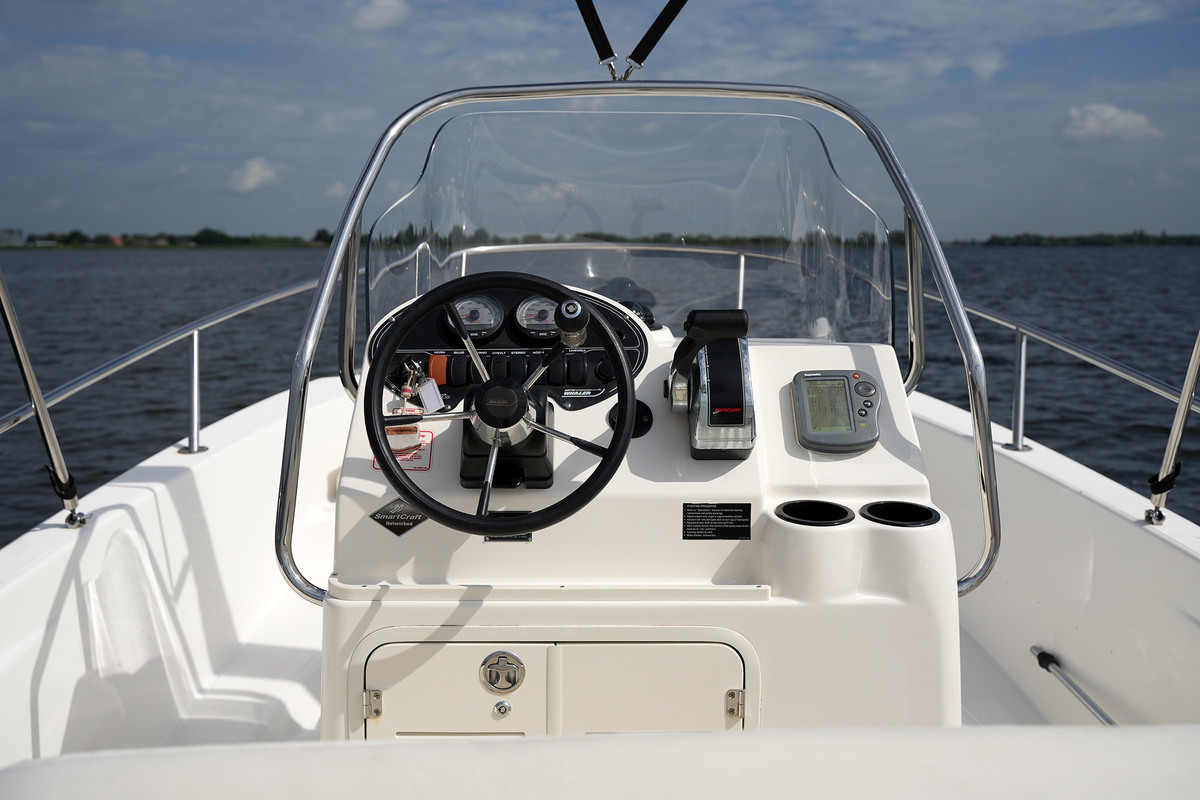 foto: 29 Boston Whaler 180 Dauntless
