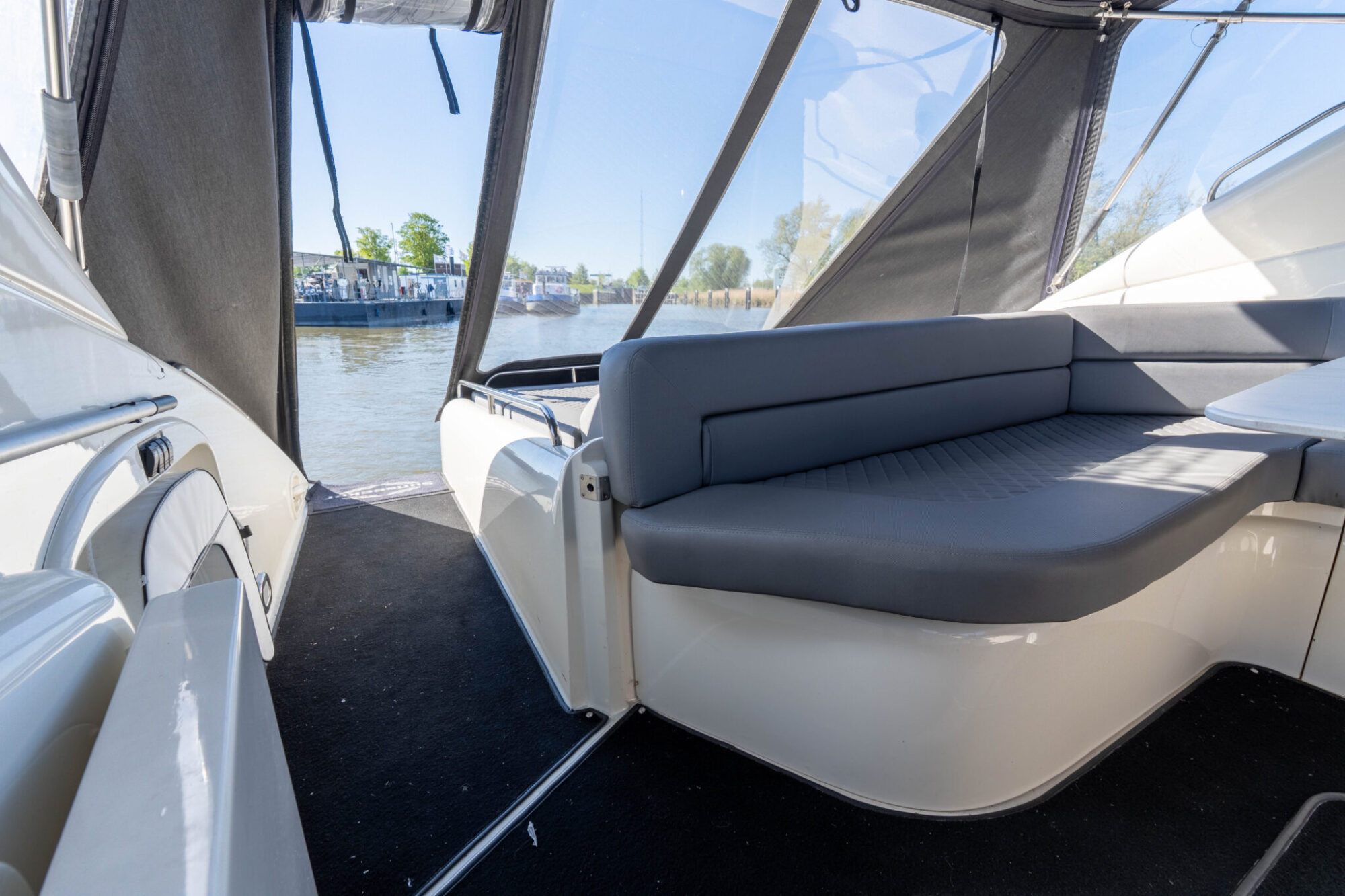 foto: 79 Sunseeker Sunseeker Camarque 47 Cabrio