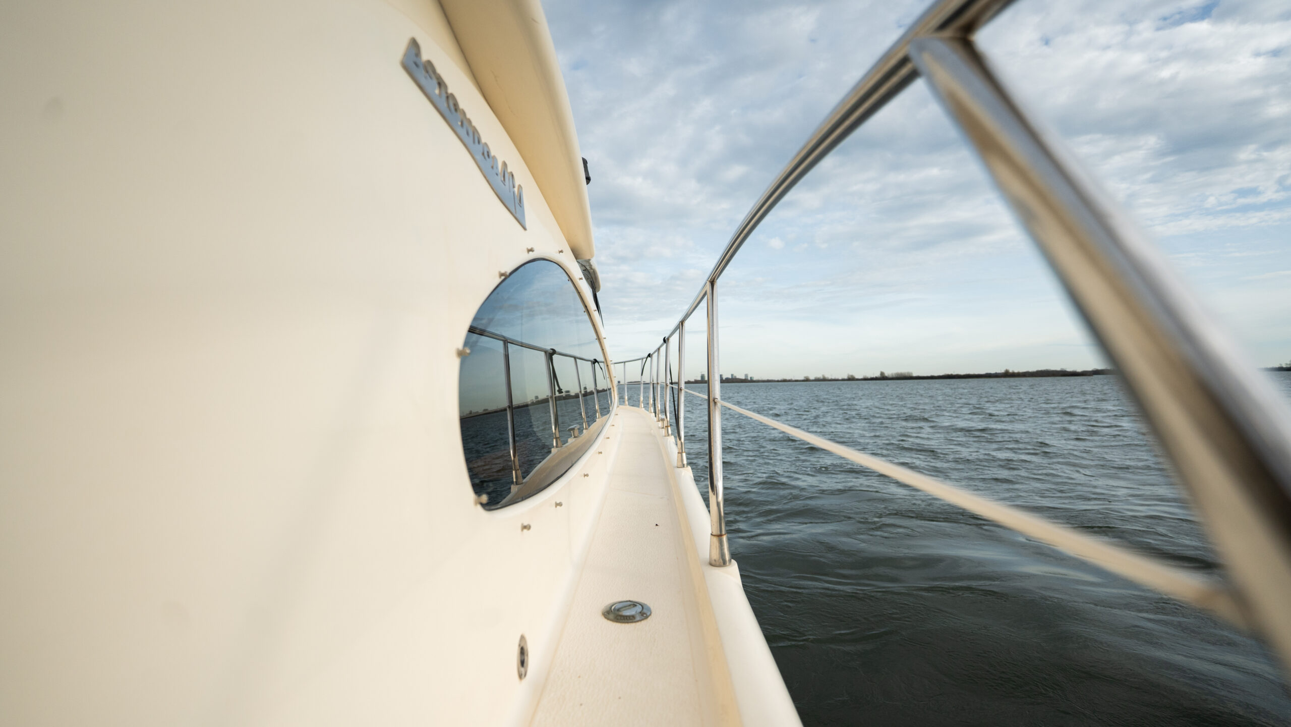 foto: 72 Astondoa 464