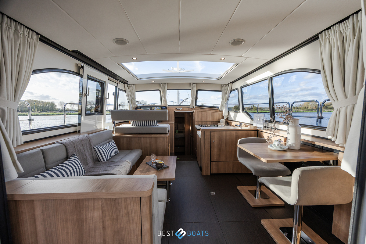 foto: 42 Linssen  40SL Sedan - 75 Years Anniversary Edition  