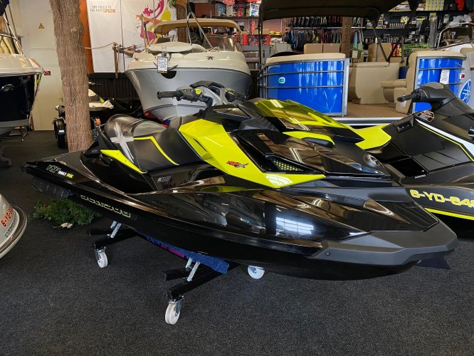 foto: 8 Sea-Doo RXP 260 Xrs