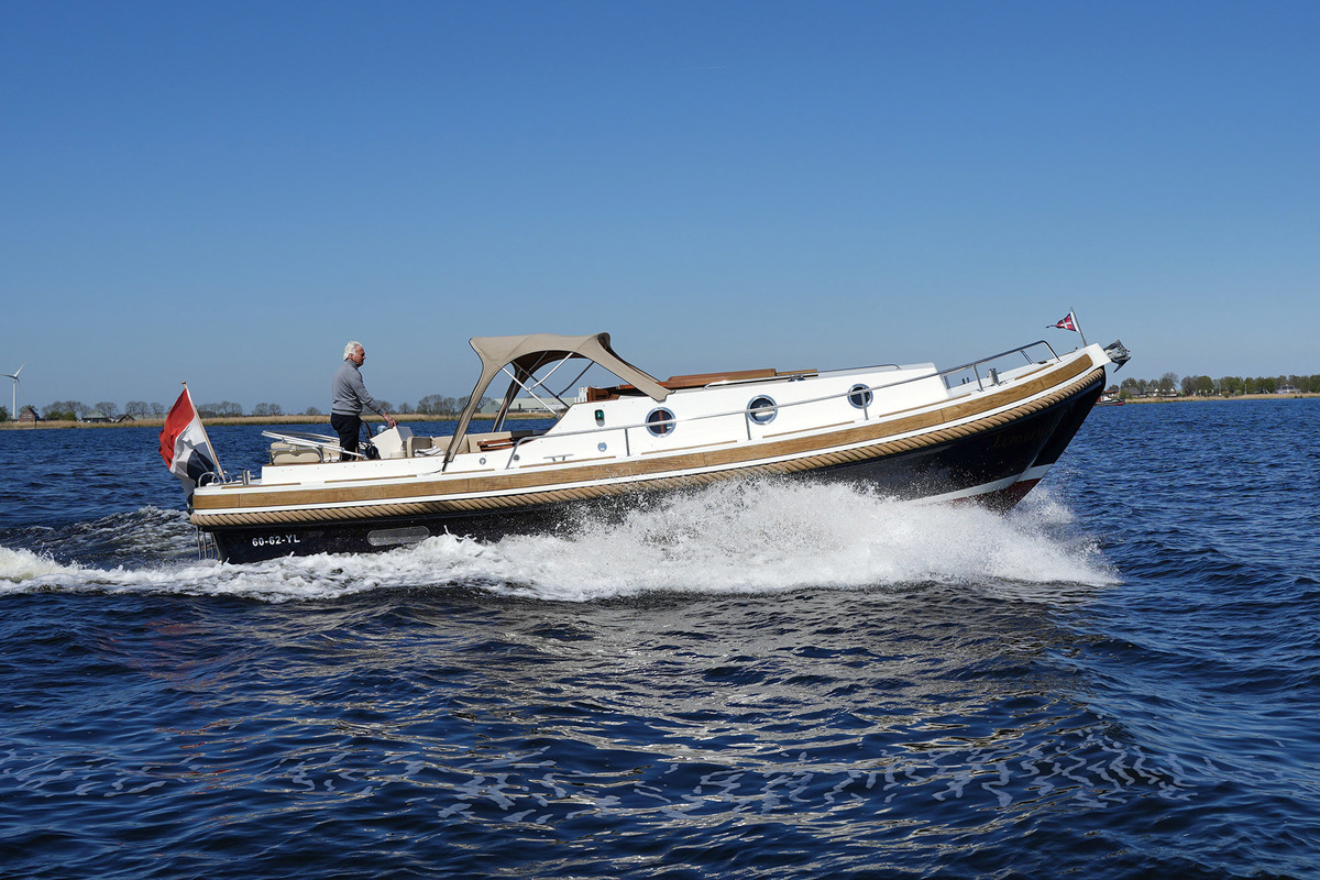 foto: 51 Pieterse 1050 Motorvlet