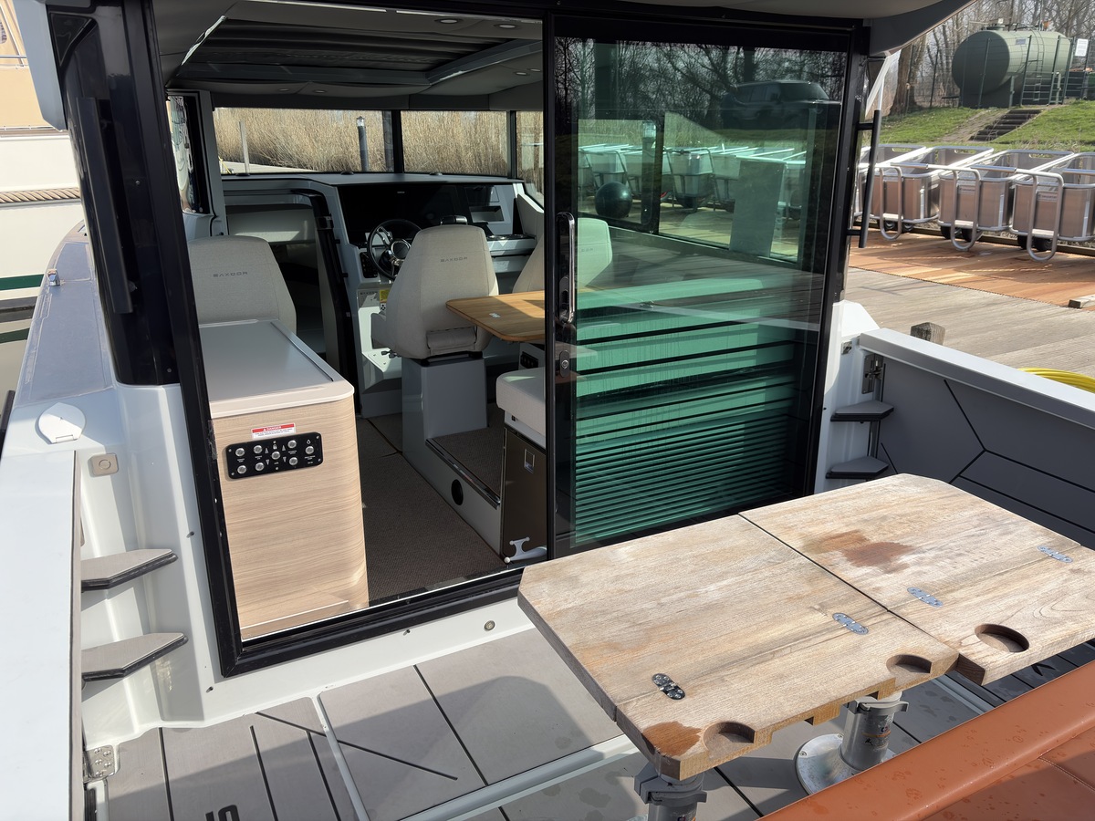 foto: 18 Saxdor 320 GTC