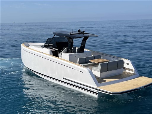 foto: 23 Pardo Yachts 38