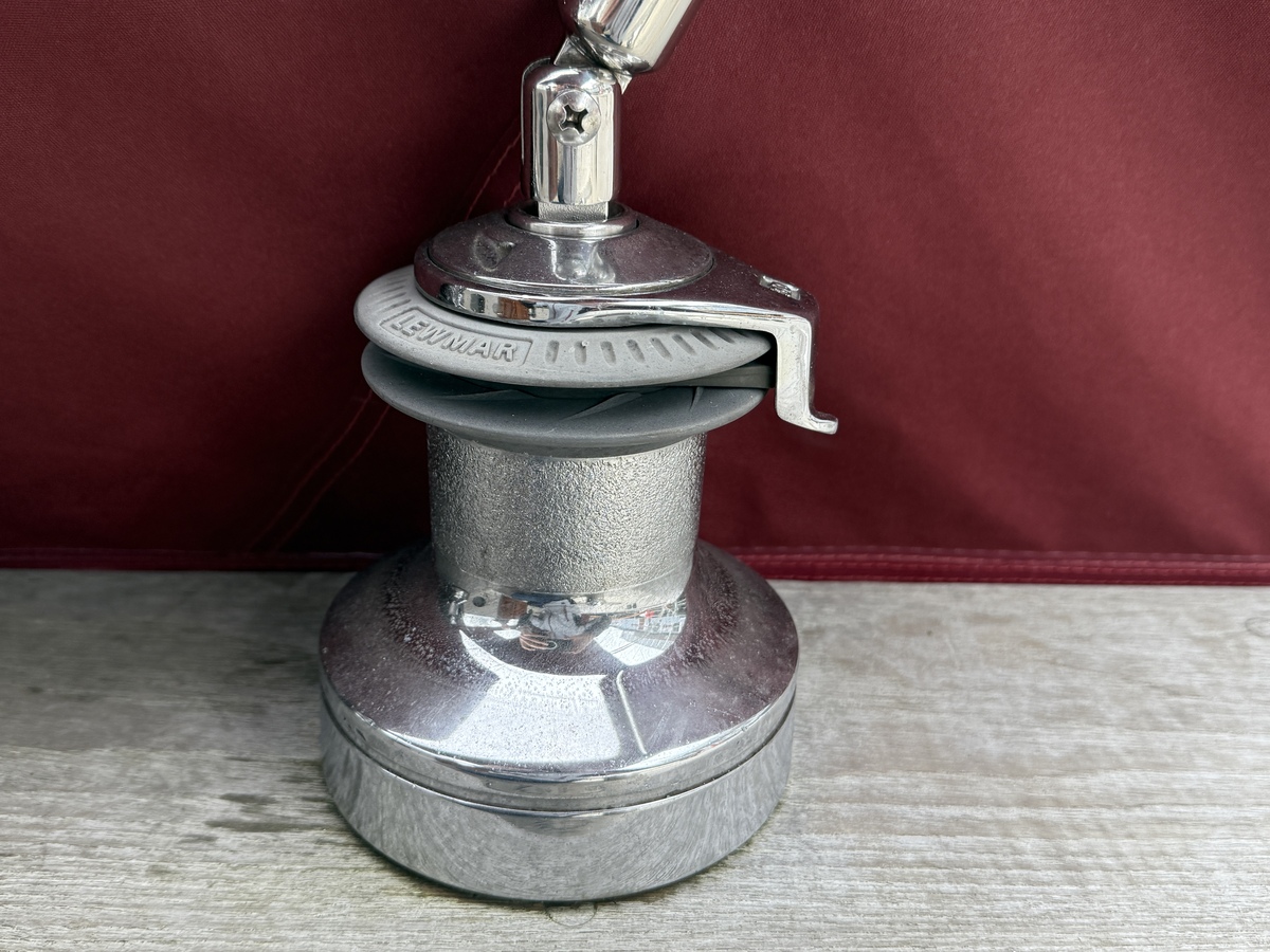 foto: 24 De Jong 12.50 One Off S-spant jachthek