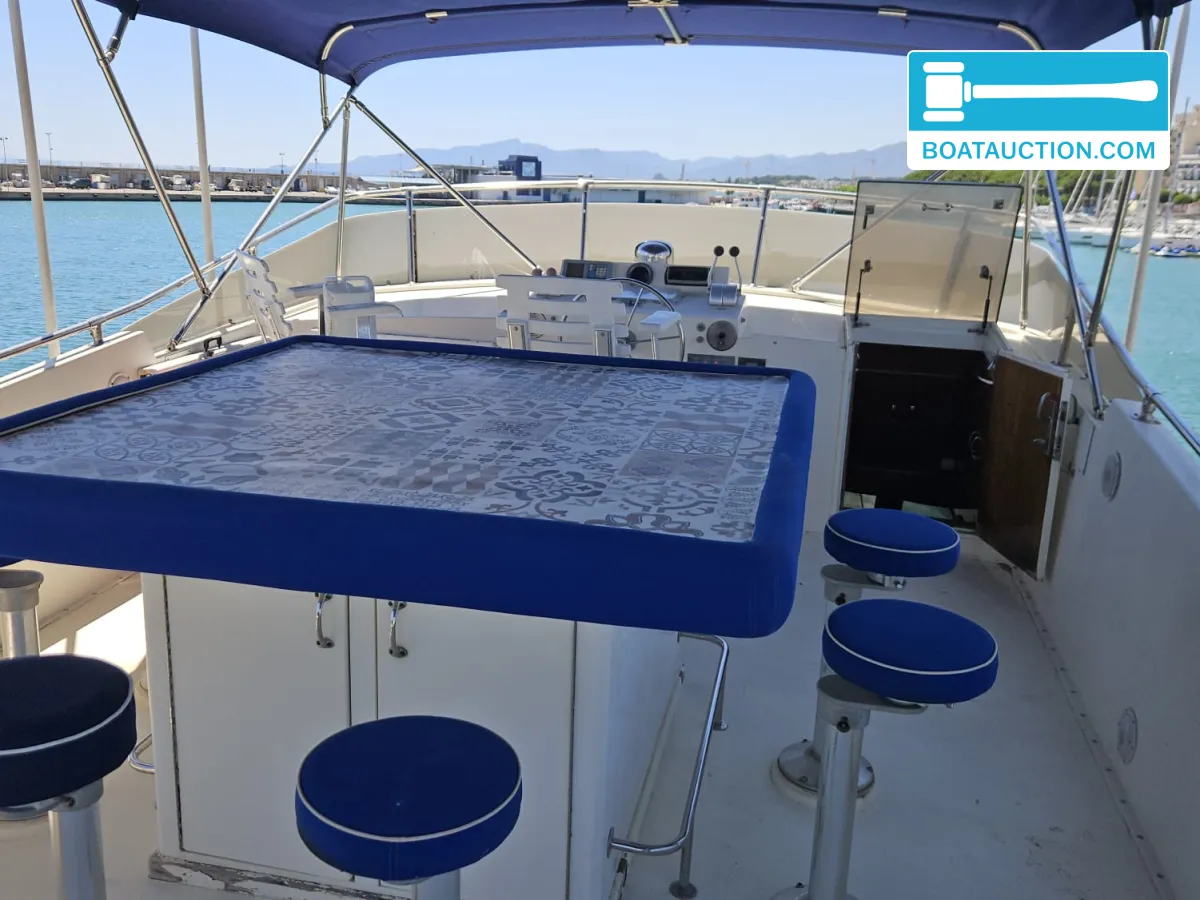 foto: 15 Hatteras 72