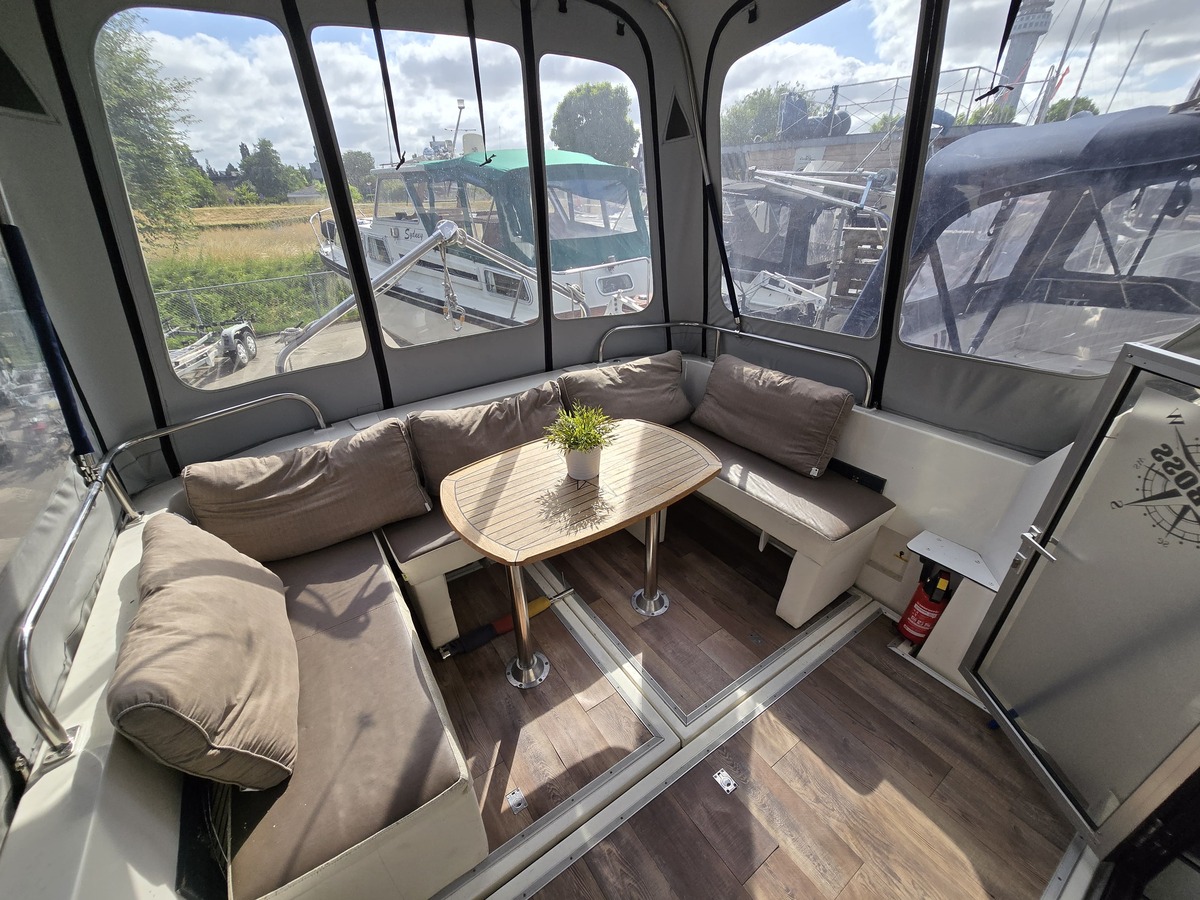 foto: 19 Fairline  32 Phantom