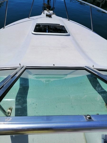 foto: 34 Crownline 250 CR Diesel Speedcruiser